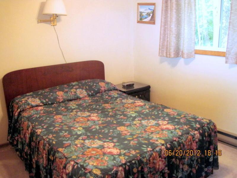 Three-Bedroom Vacation Home  photo 2