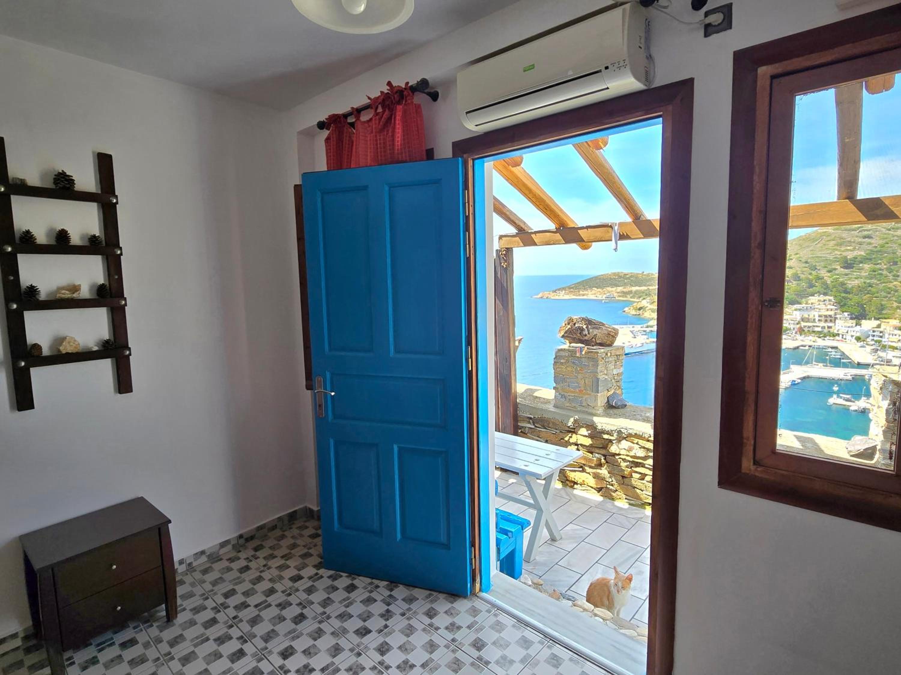 Studio Apartment with Sea View photo 3