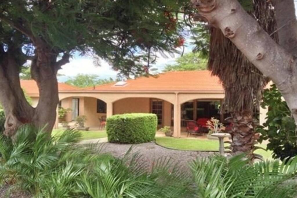 Three-Bedroom House photo 2