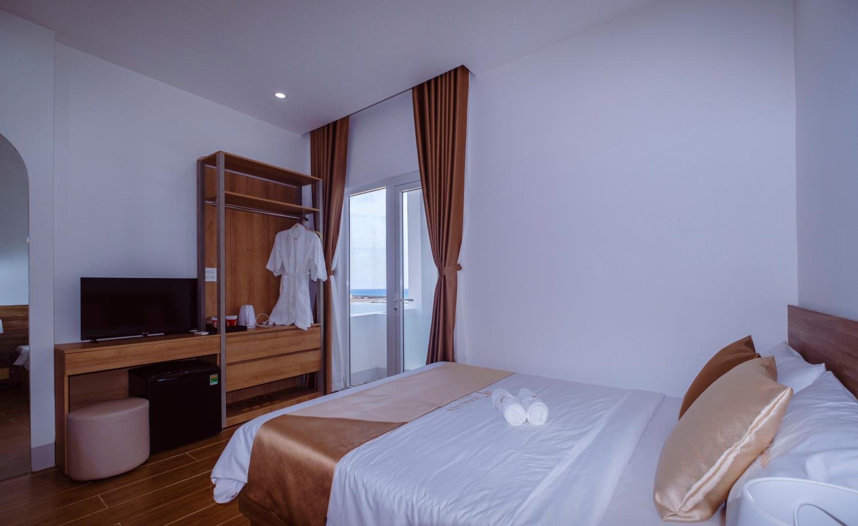 Standard Double Room photo 3
