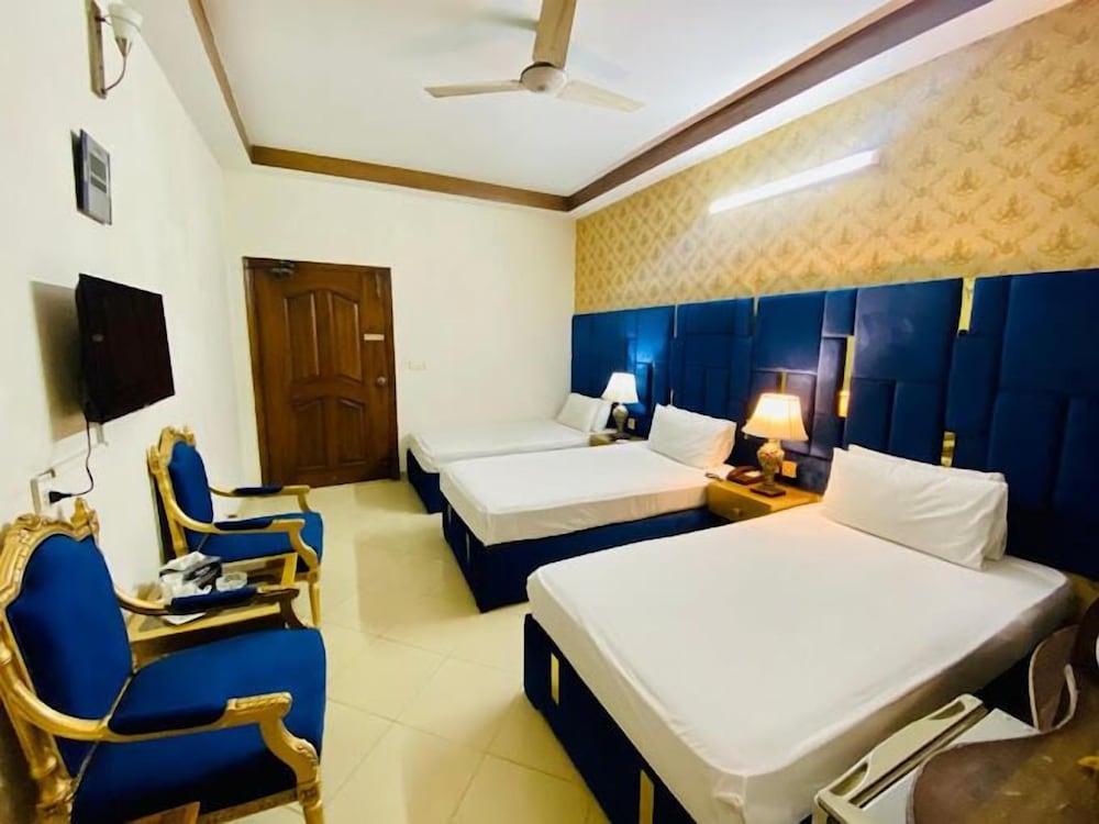 Deluxe Double Room photo 2