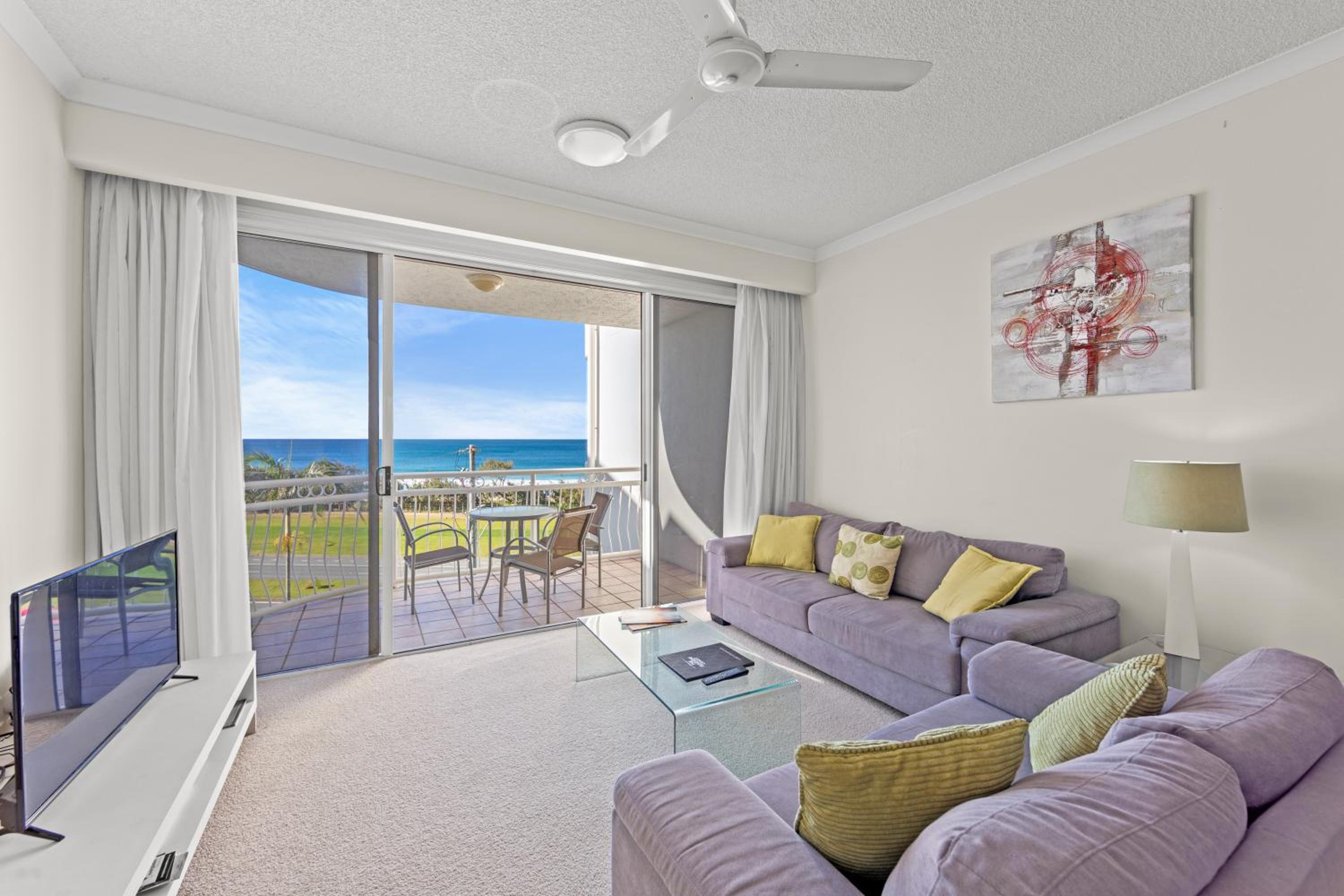 Standard Two-Bedroom Apartment with Spa Bath photo 2