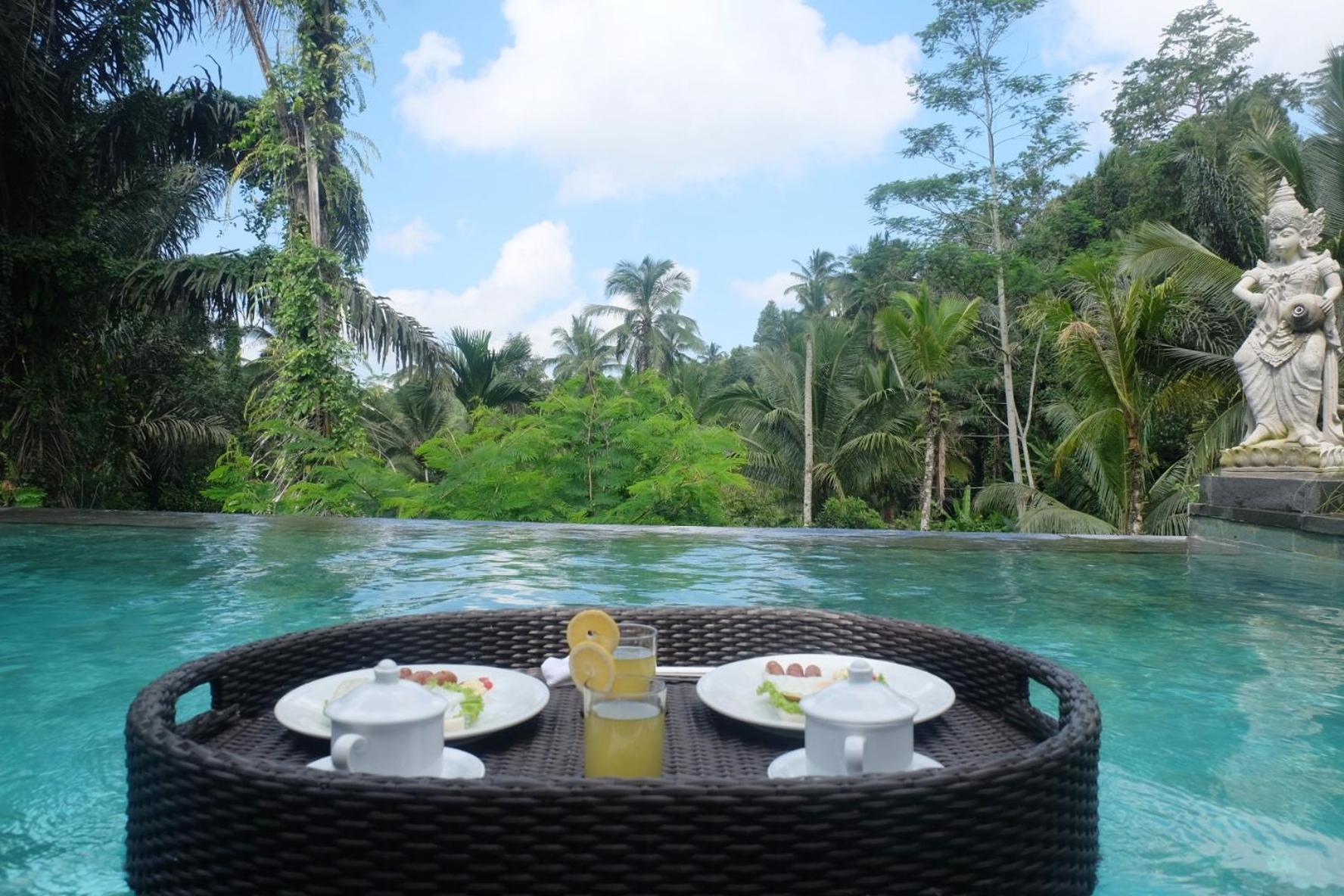 Villa with Private Pool photo 3