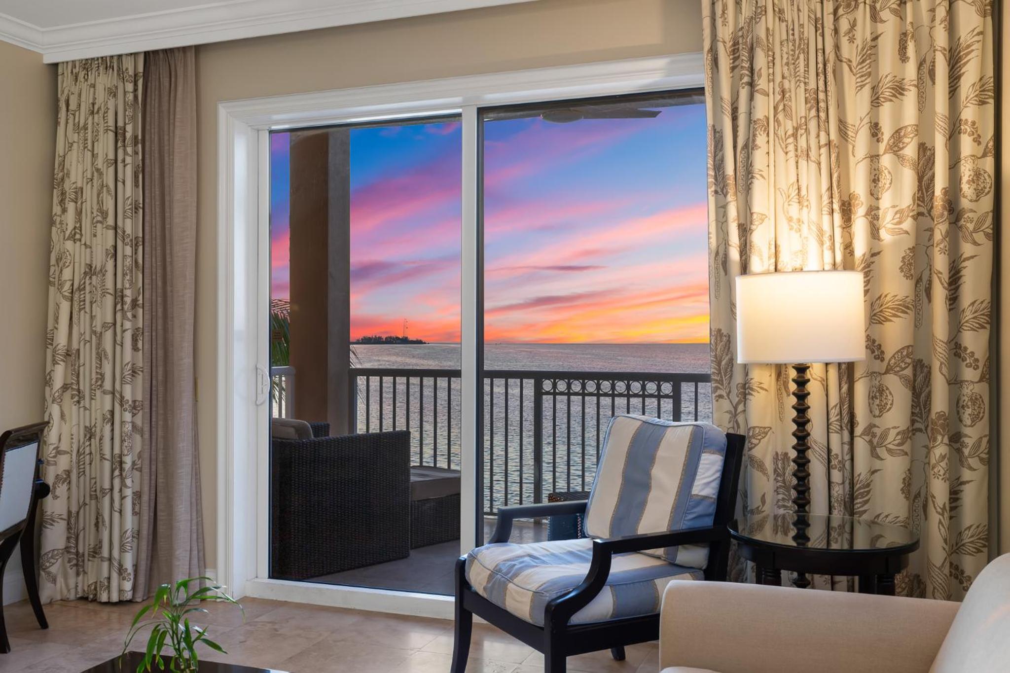 Ocean Front 1BR Suite - Photo 9
