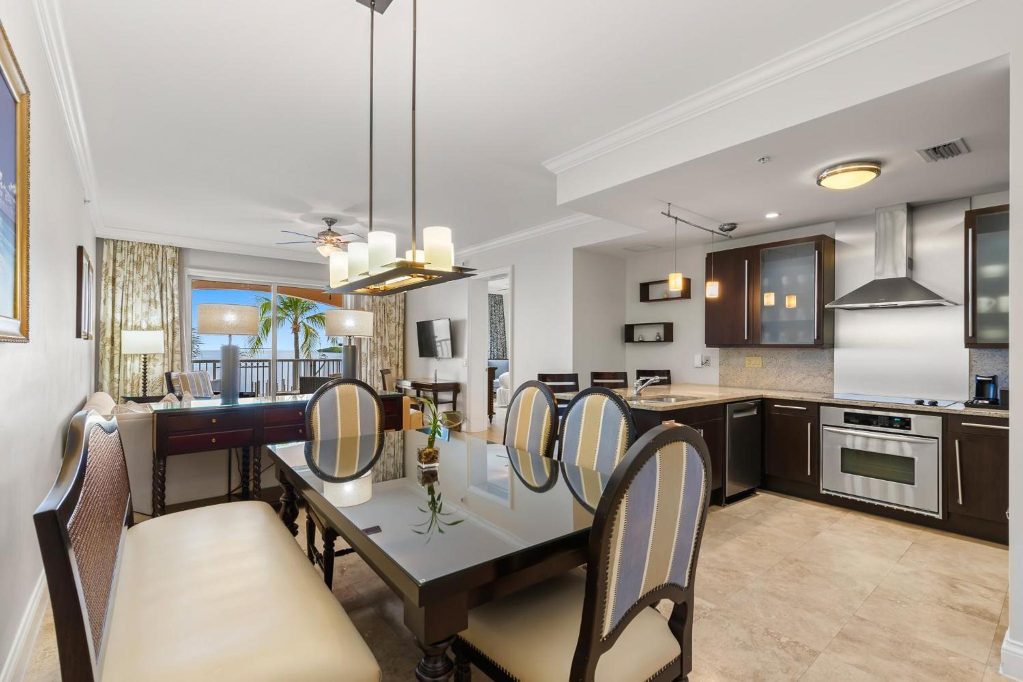 Ocean Front 1BR Suite with Direct Beach Access - Photo 15