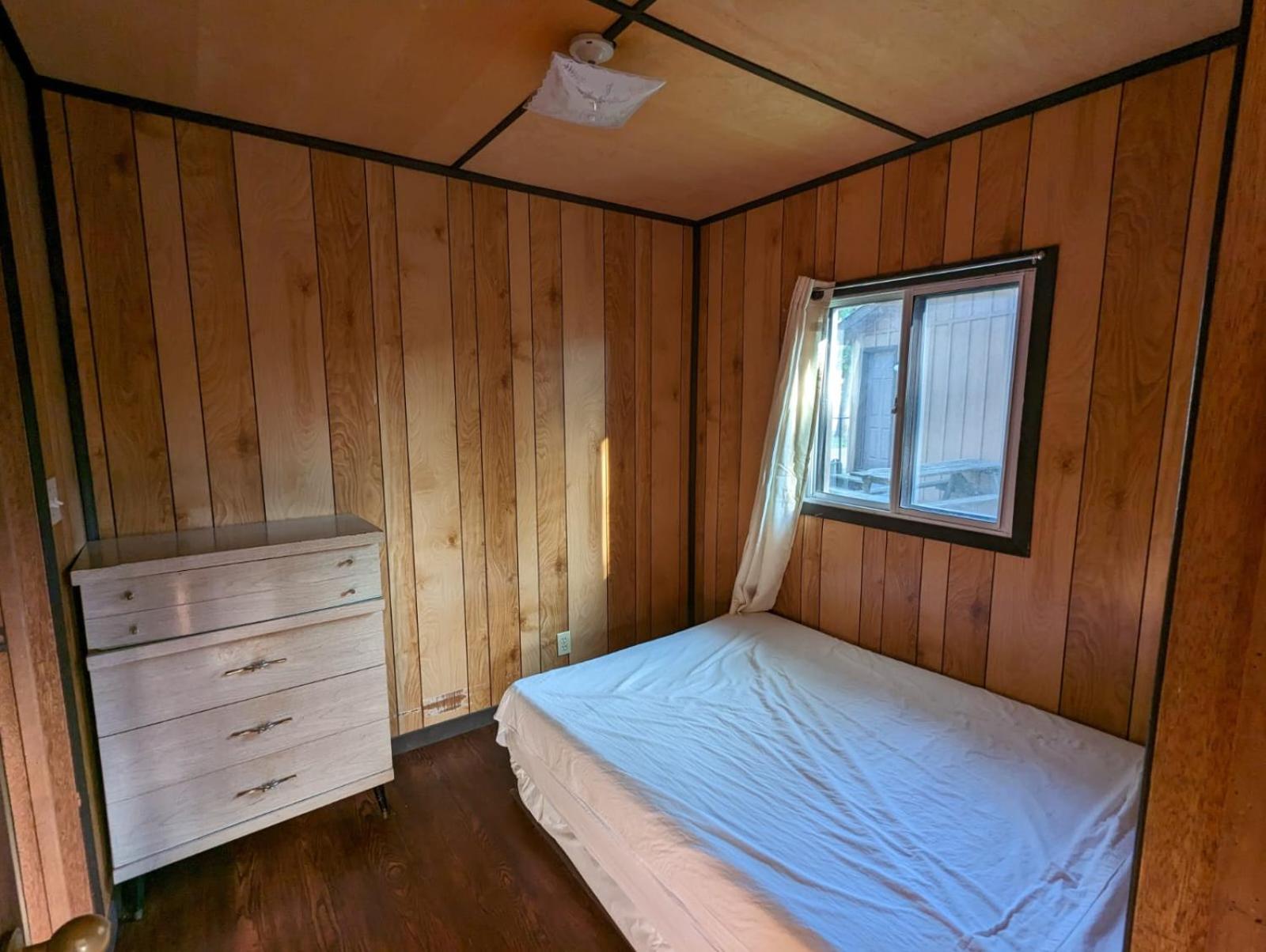 One-Bedroom House photo 2