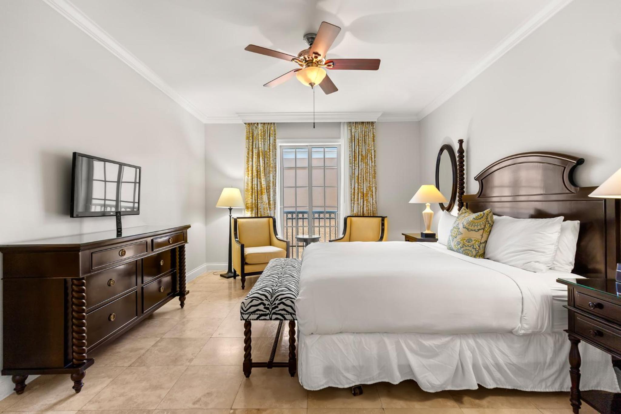 One Bedroom Suite - Photo 1