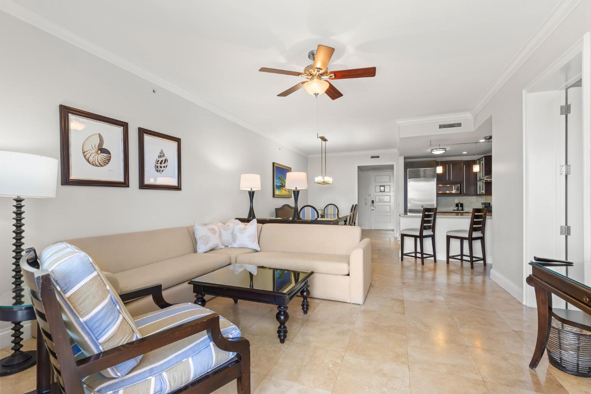 Standard 2br Condo With Private Rooftop Balcony photo 2
