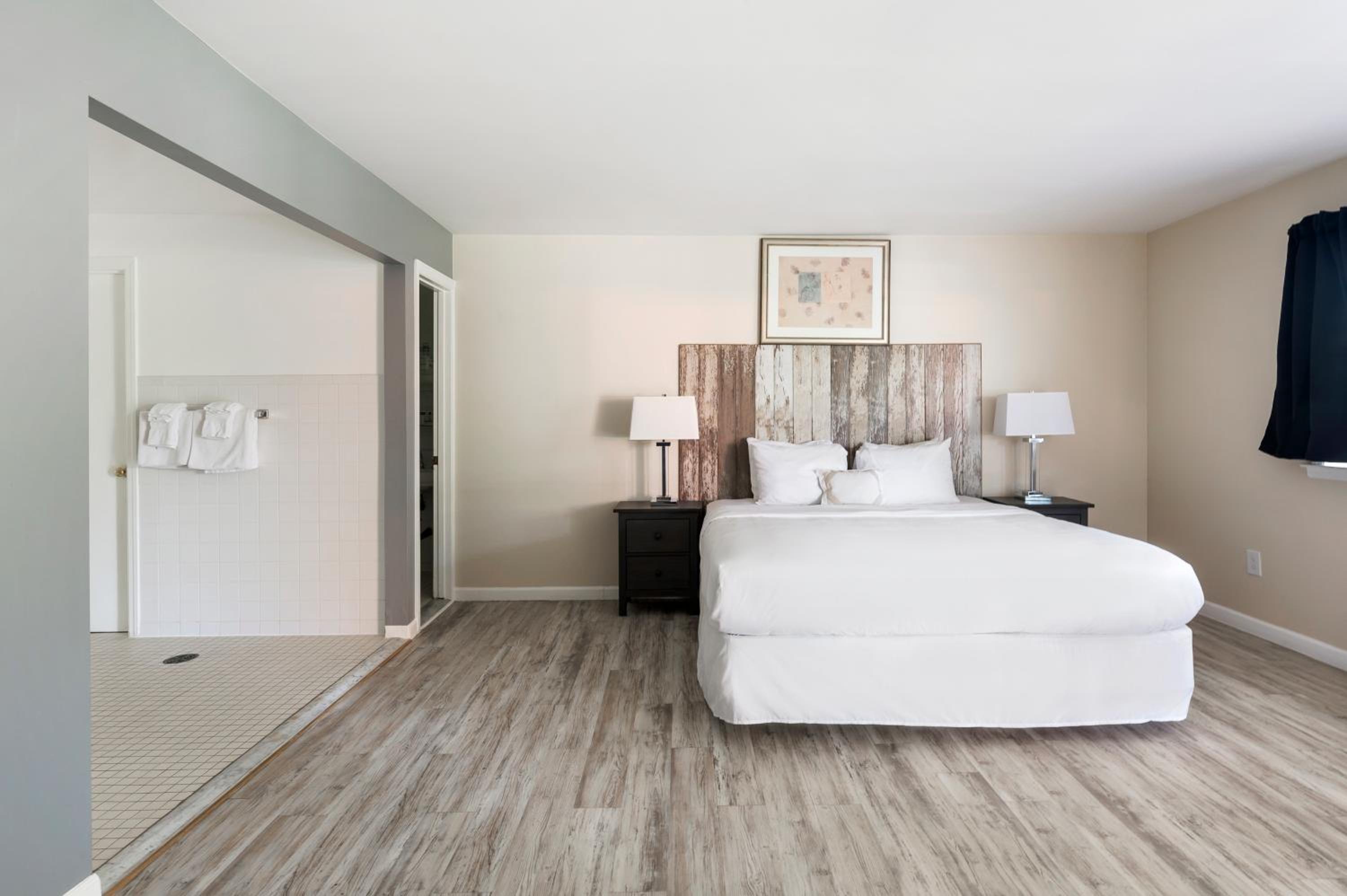 Double Room with Two Double Beds - Photo 8