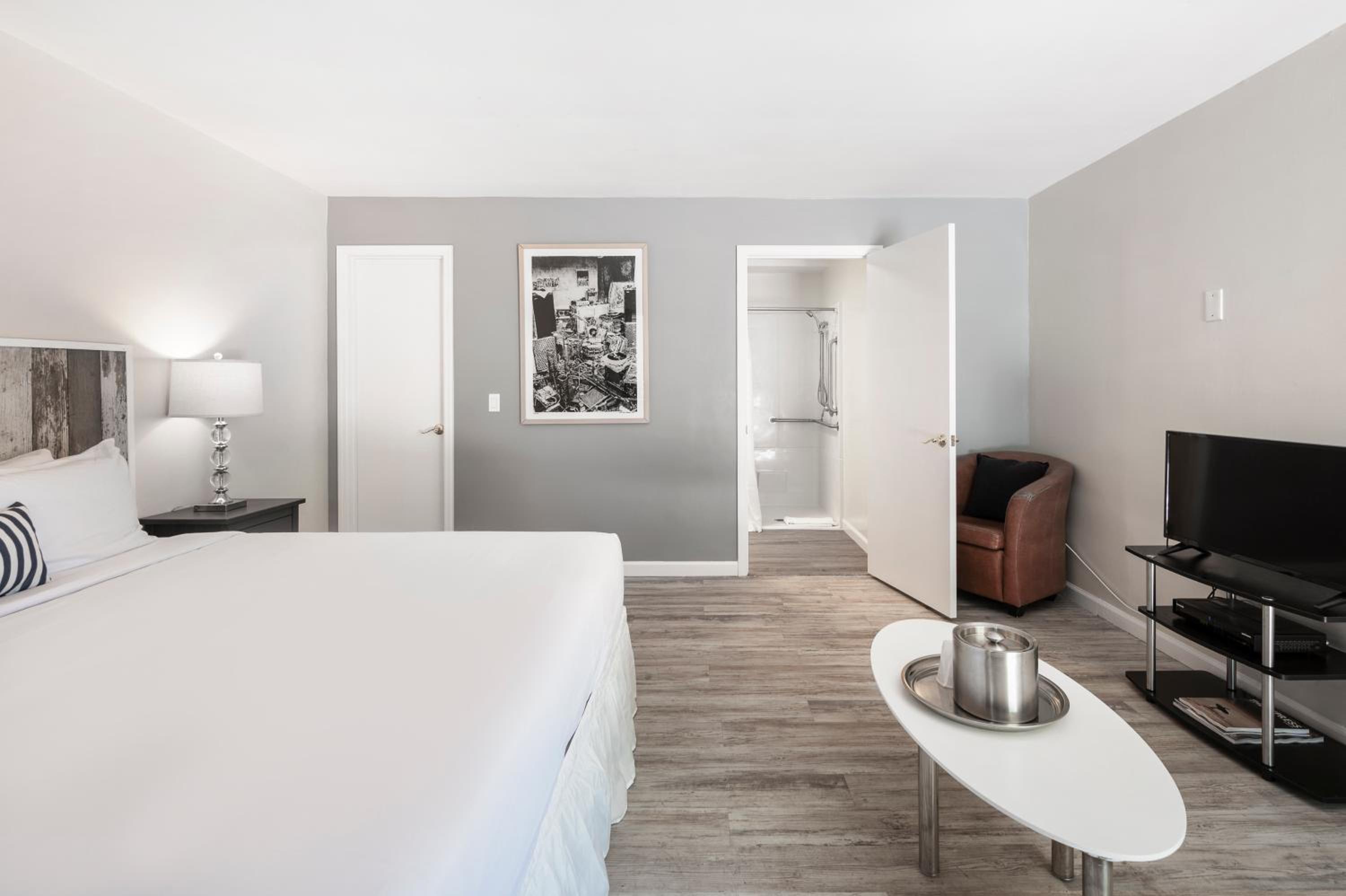 Double Room with Two Double Beds - Photo 4
