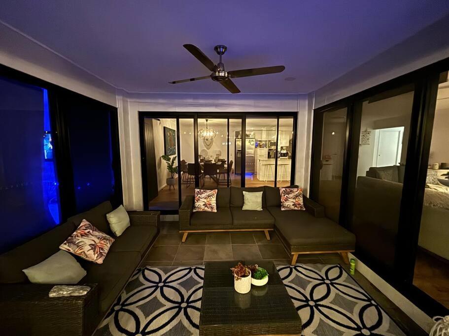 Three-Bedroom House photo 2