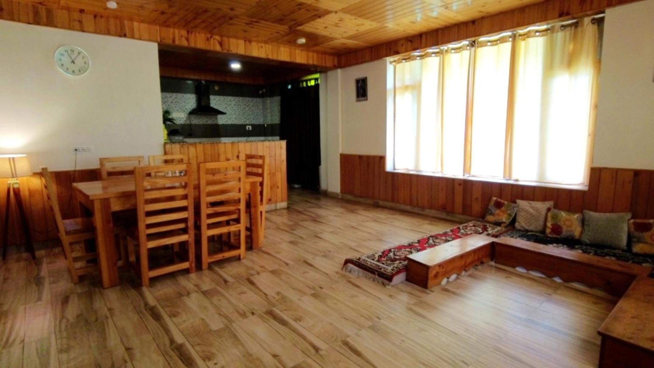 Two-Bedroom Cottage photo 2