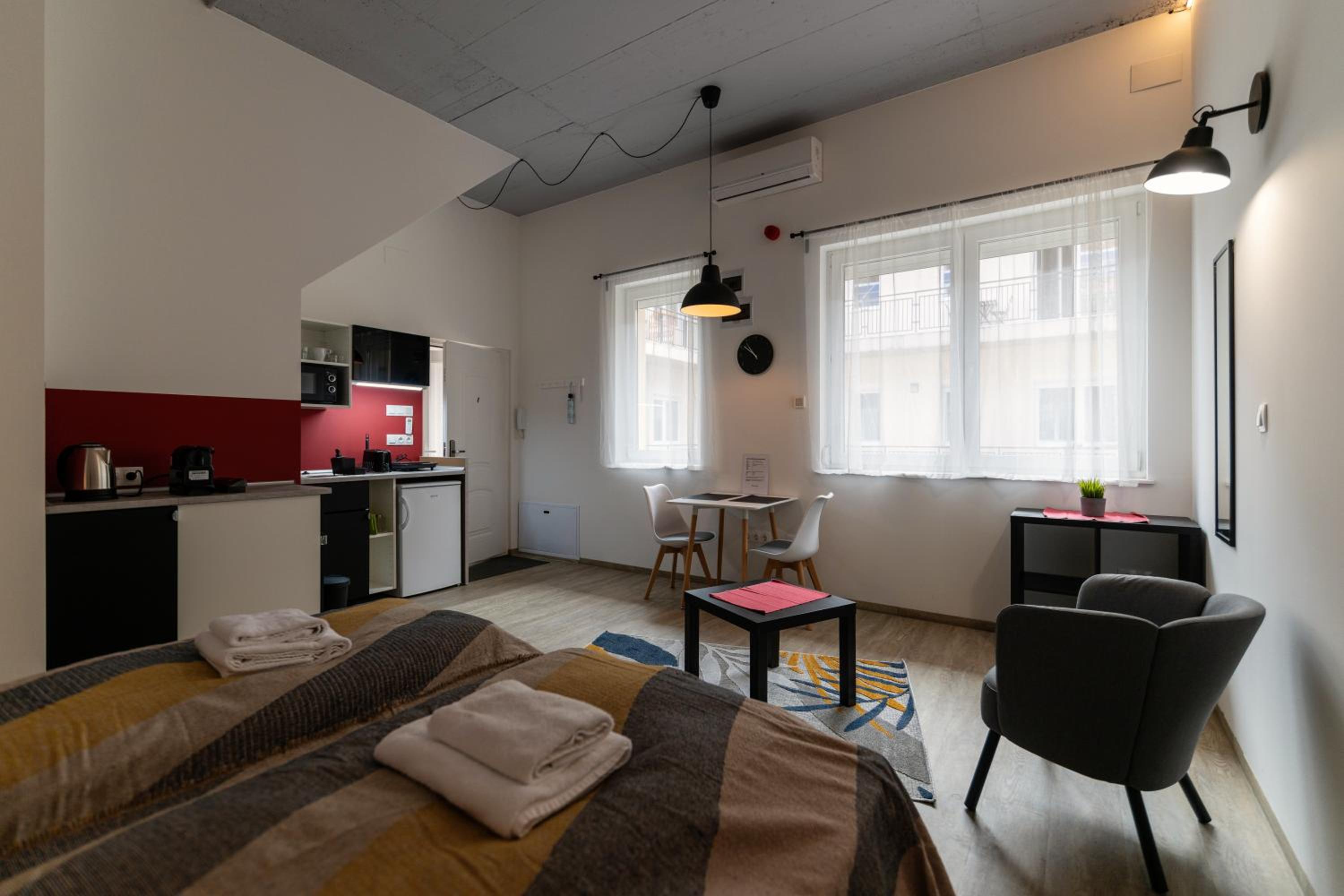 Studio Apartment