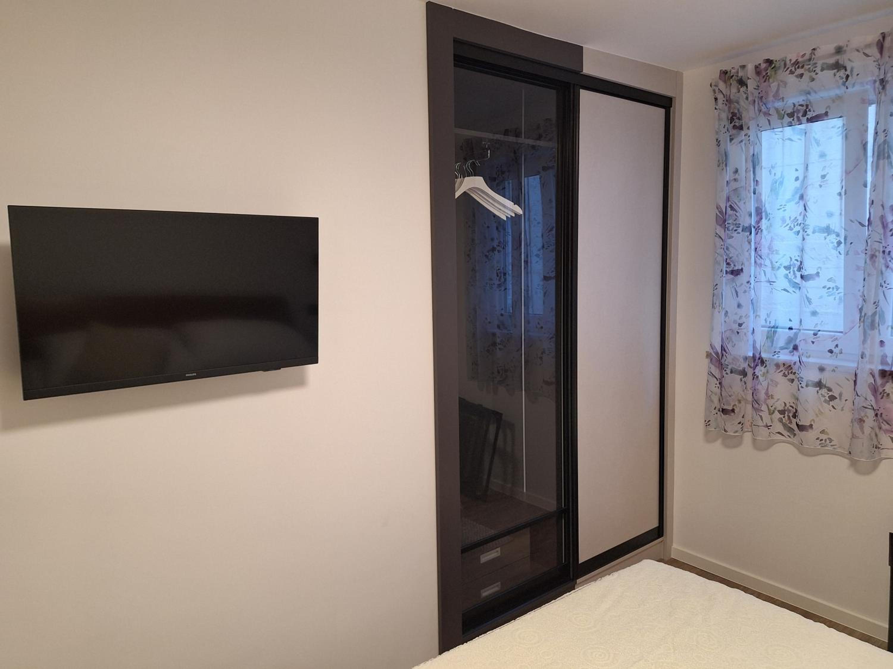 Apartment photo 1