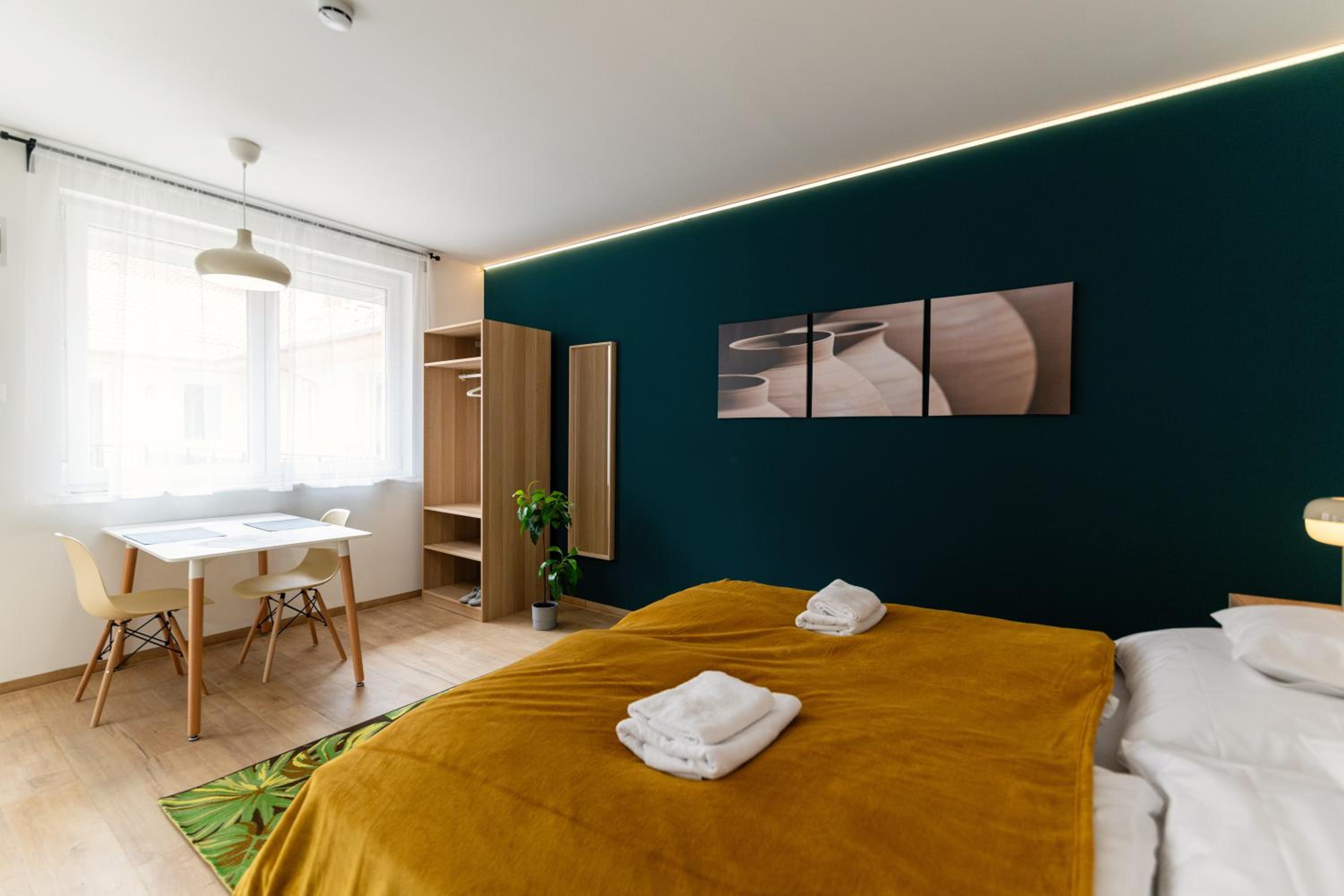Superior Apartment with Balcony