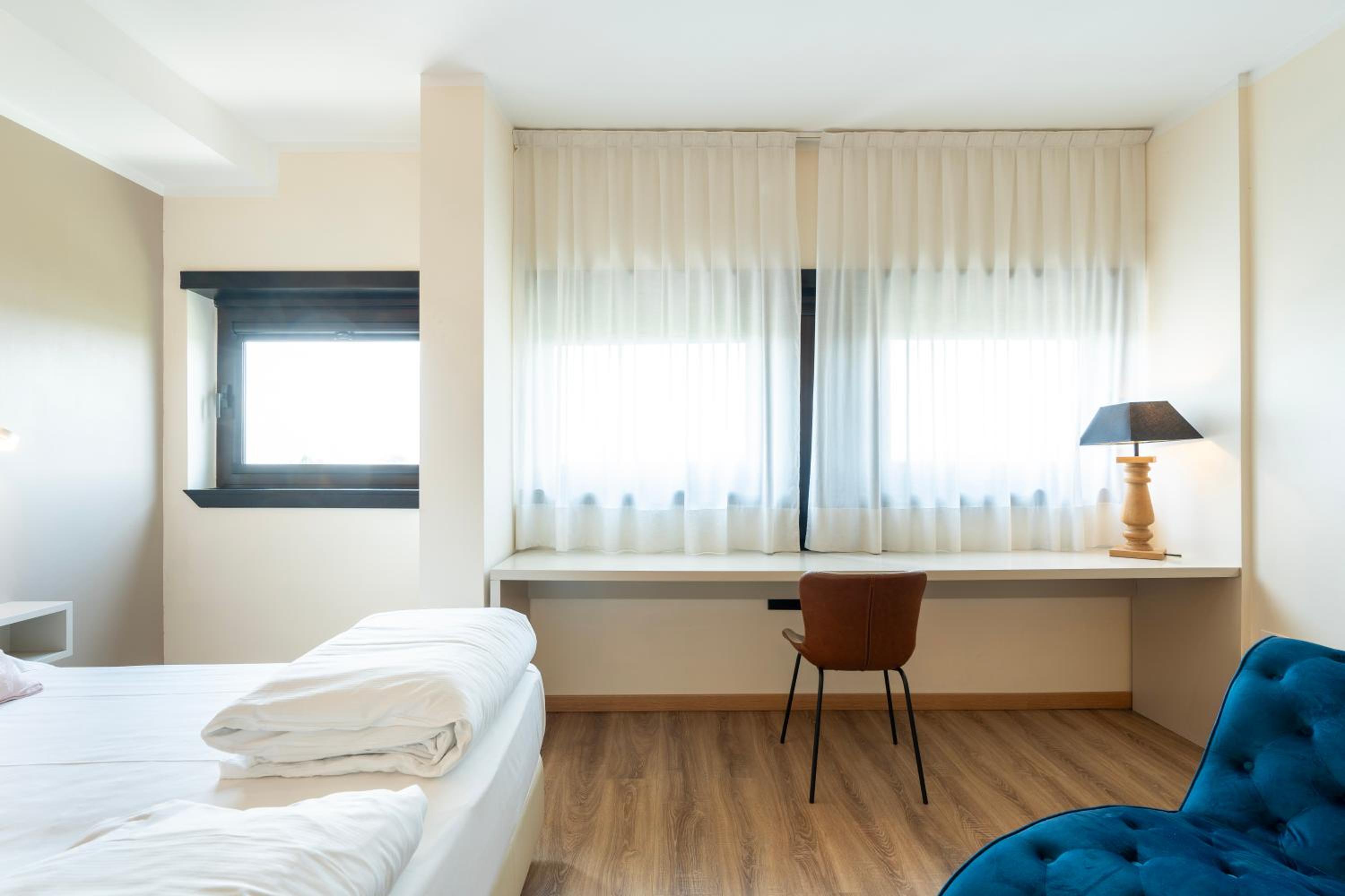 Superior Double or Twin Room - Photo 21