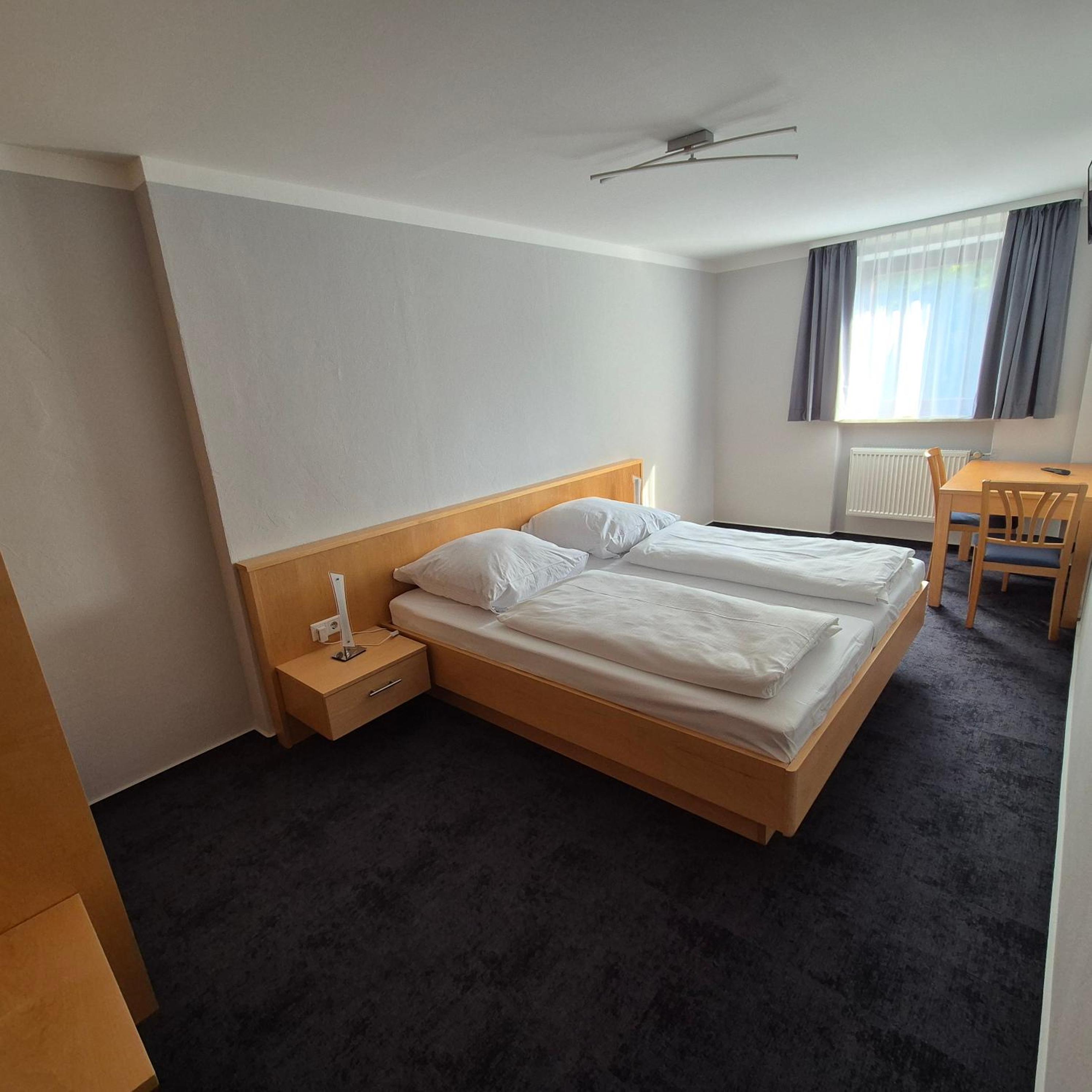 Double Room with Private Bathroom photo 1