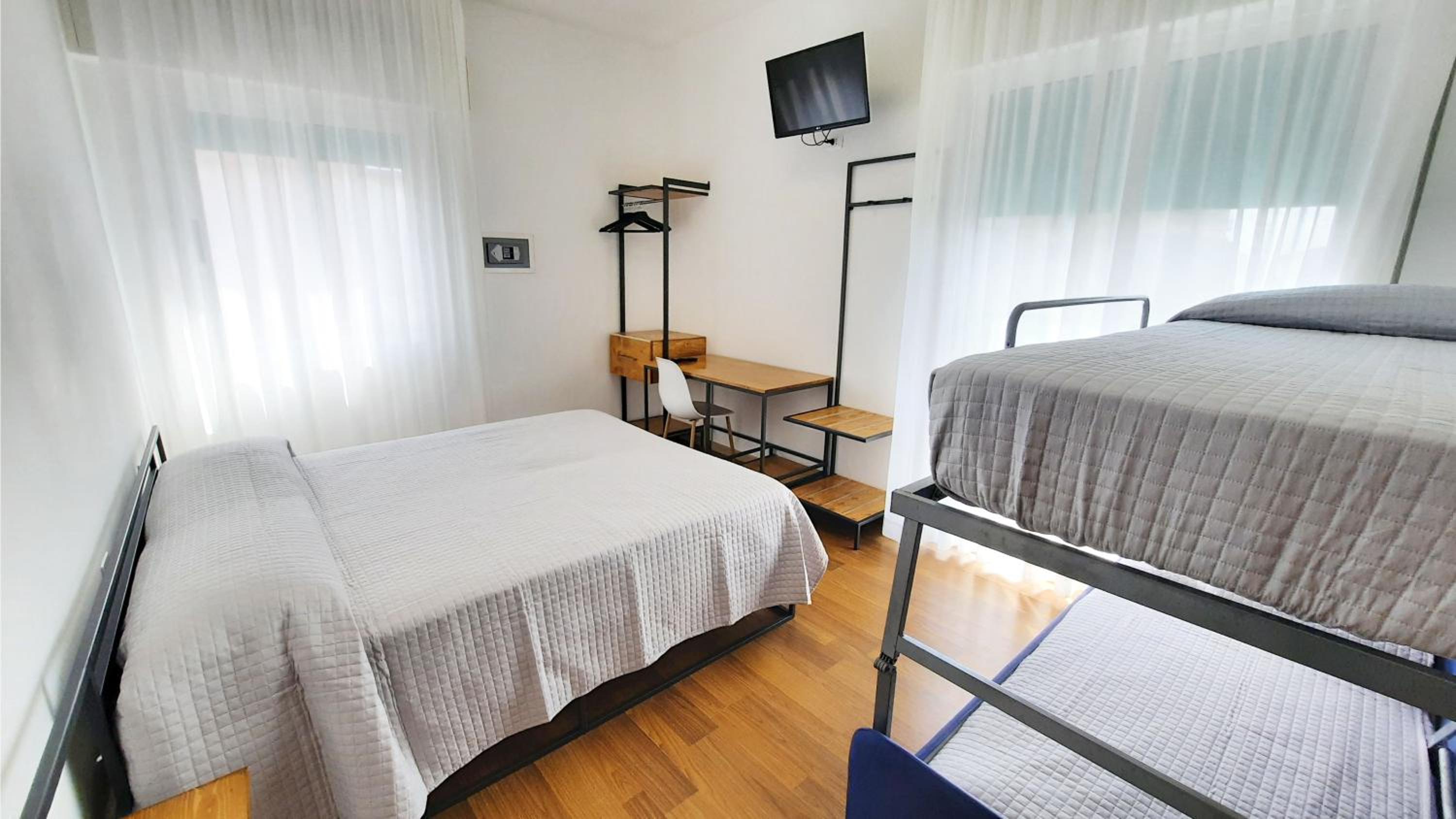 Quadruple Room photo 1