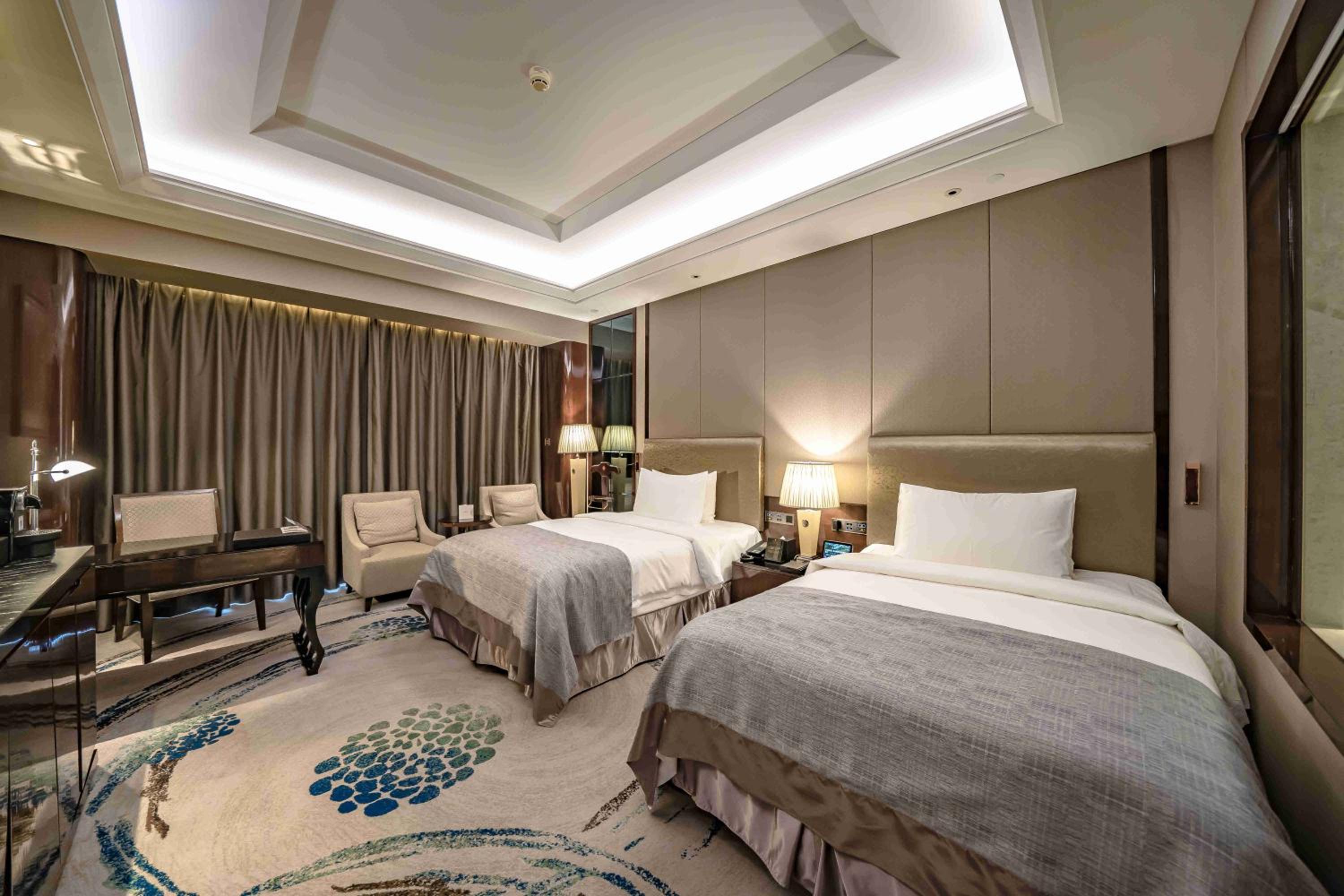 Business Twin Room