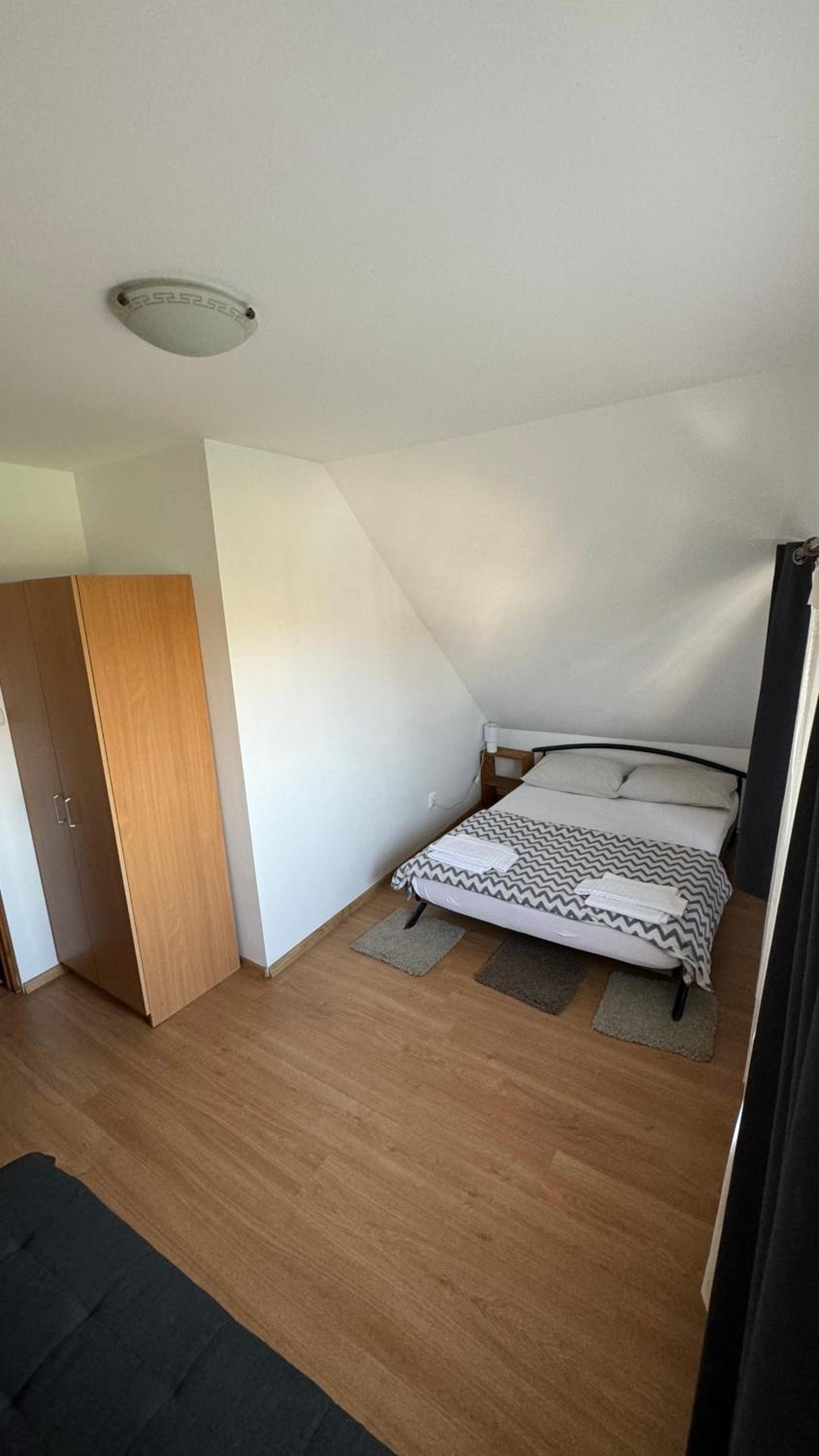 Triple Room - Photo 2