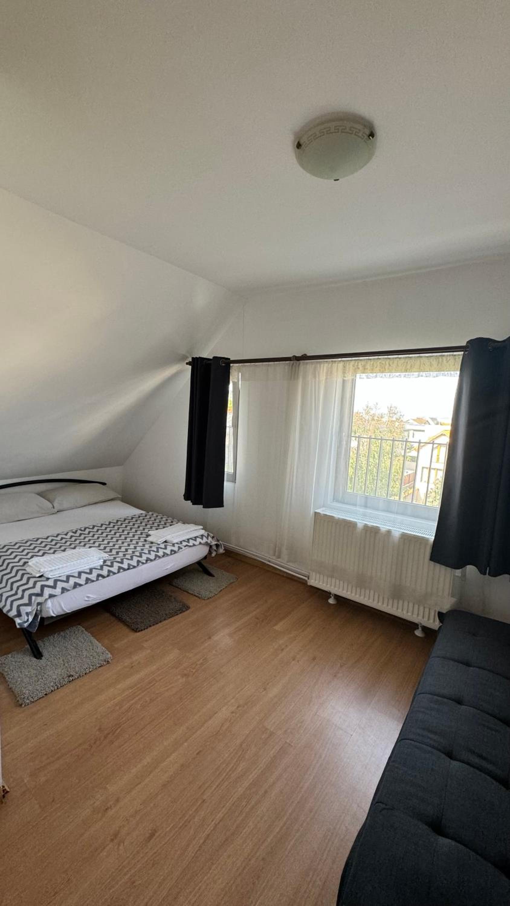 Triple Room - Photo 4