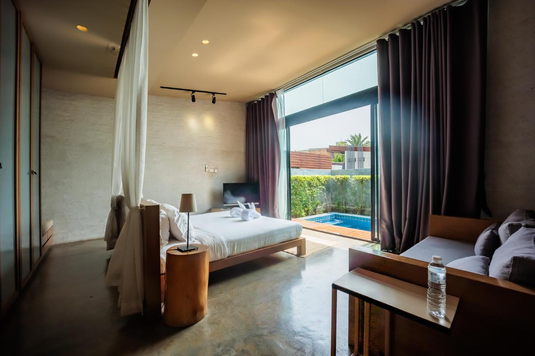 Superior Pool Villa photo 2