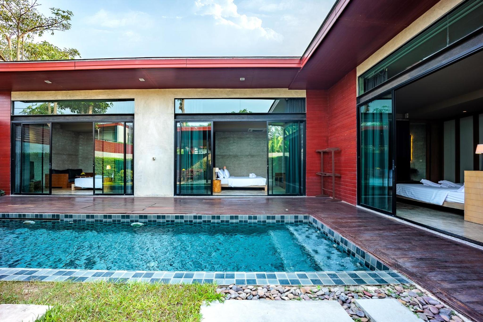 Family Three Bedroom Pool Villa photo 2
