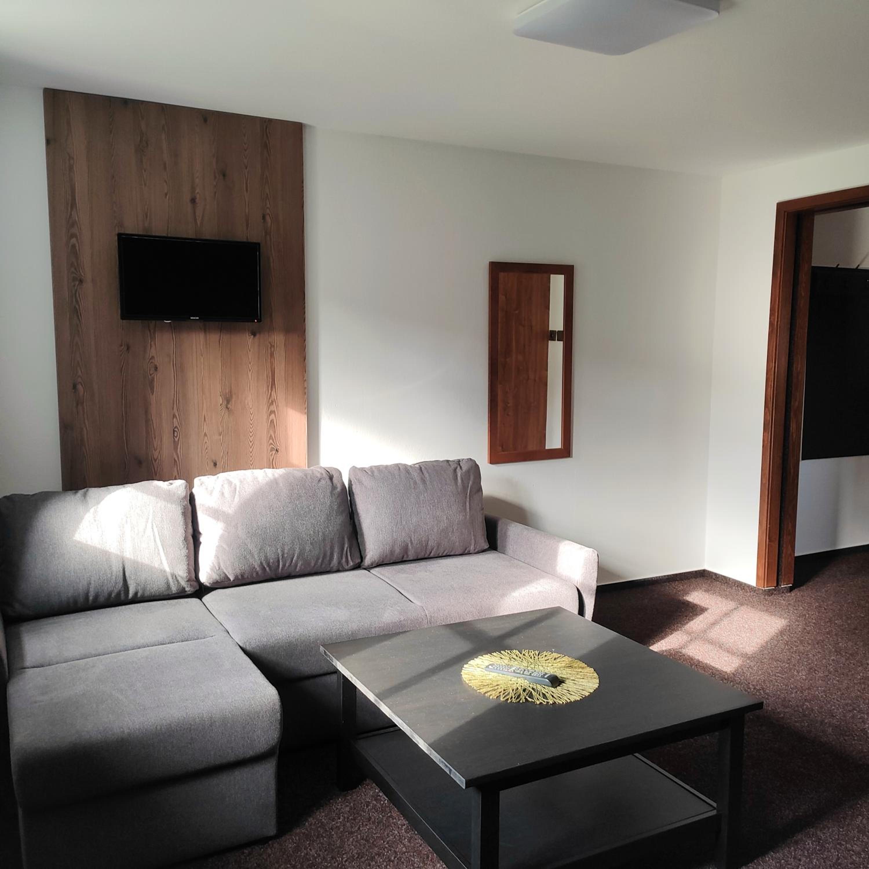 Triple Room with Private Bathroom photo 1
