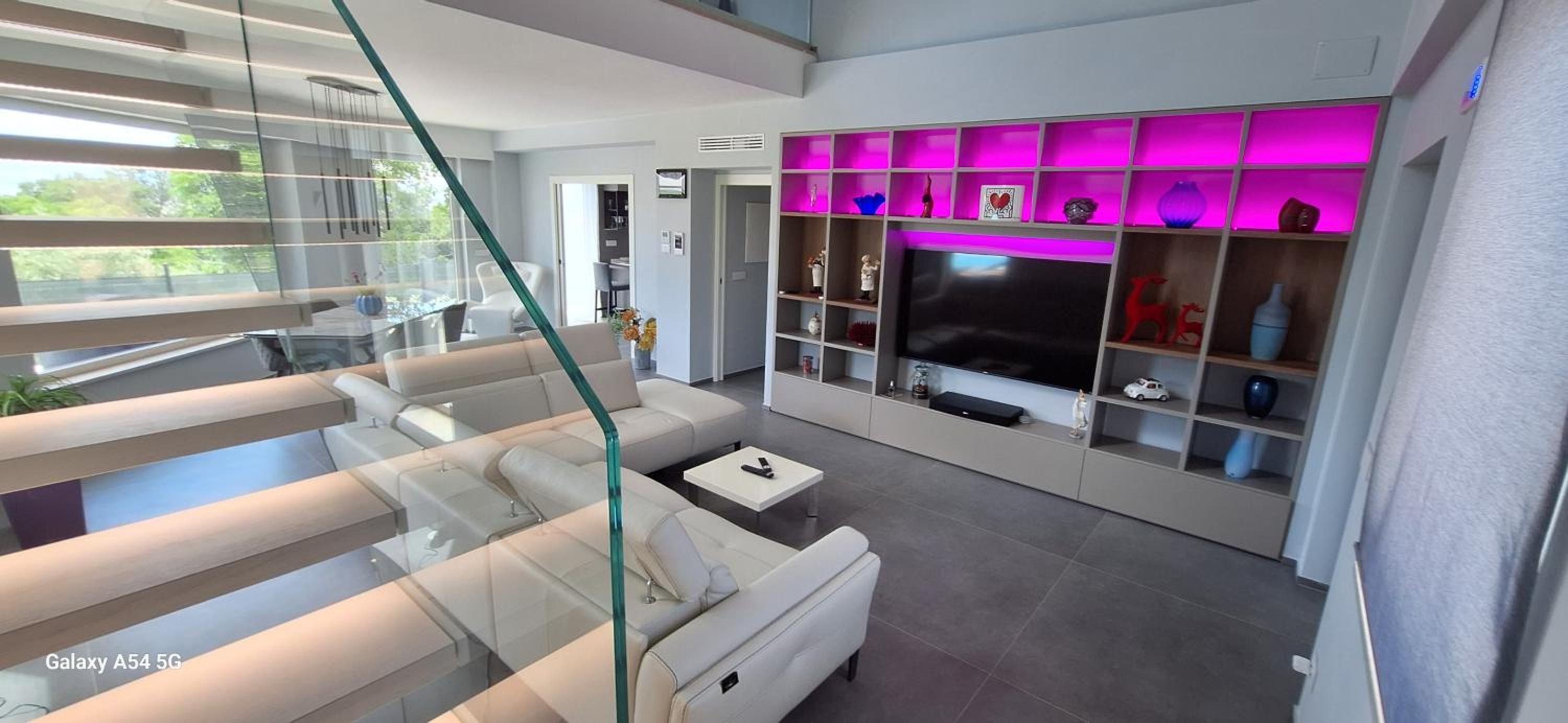 Villa photo 1