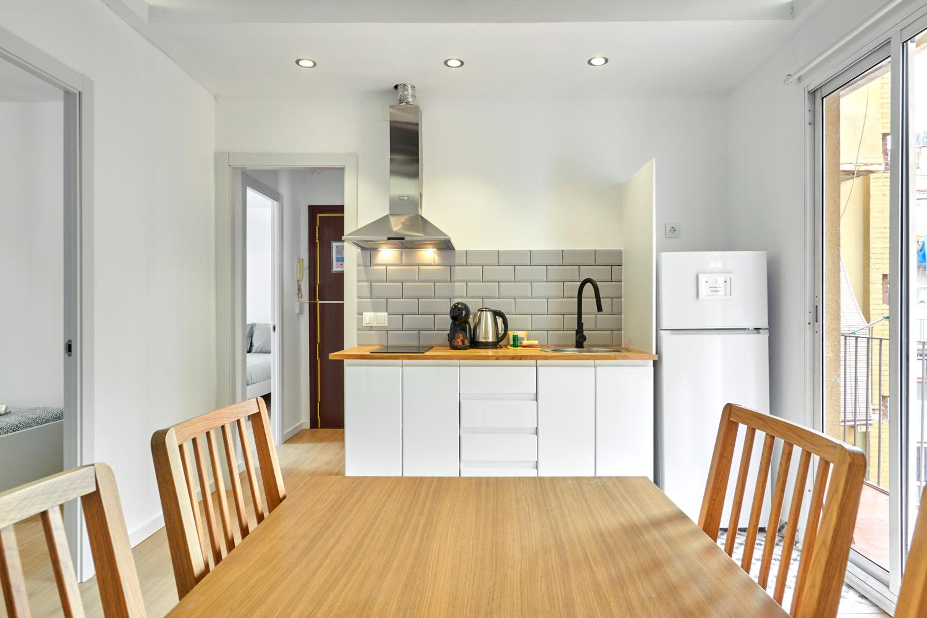 Apartment photo 2