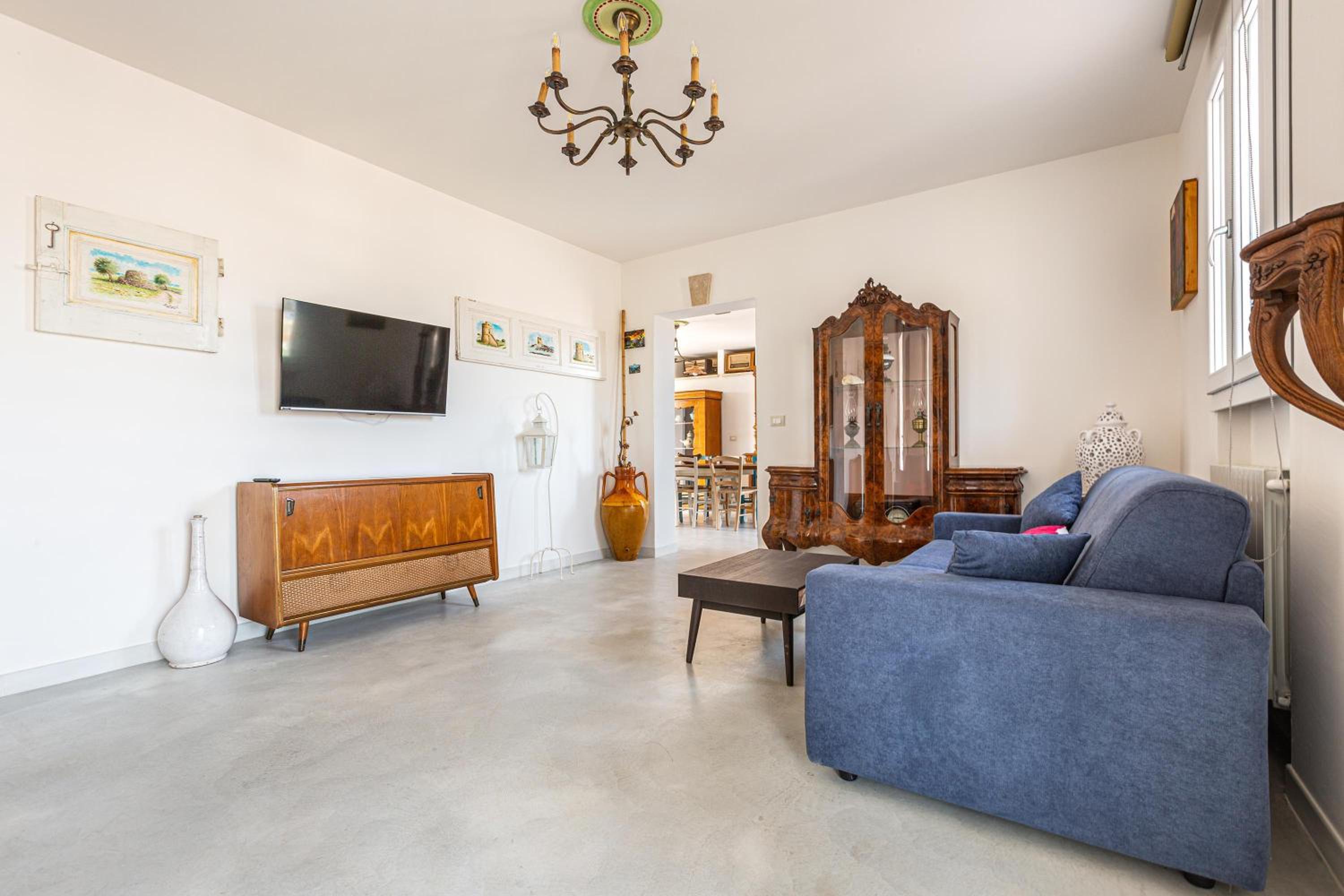 Three-Bedroom Villa photo 1