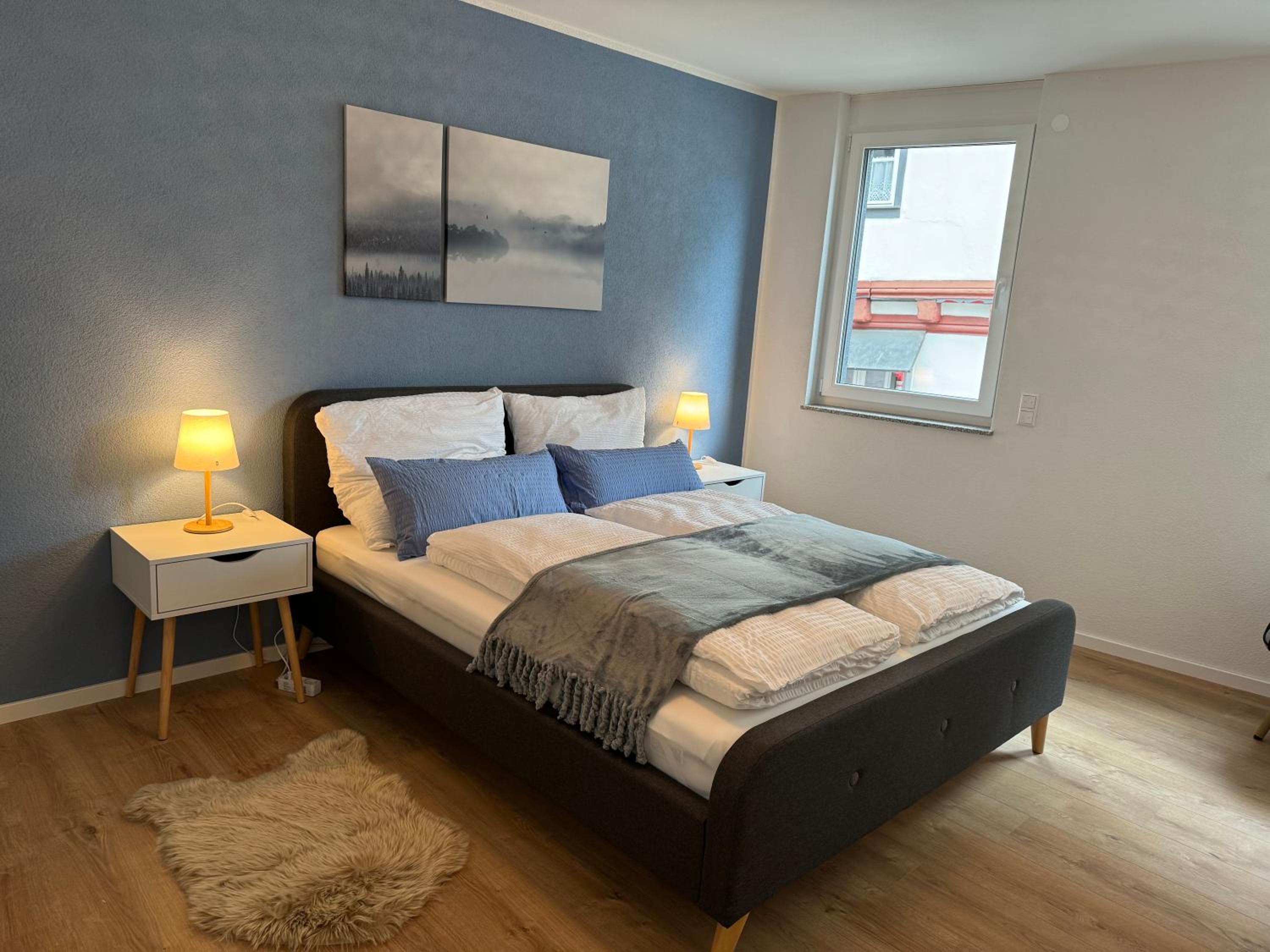 One-Bedroom Apartment with Balcony and City View photo 1