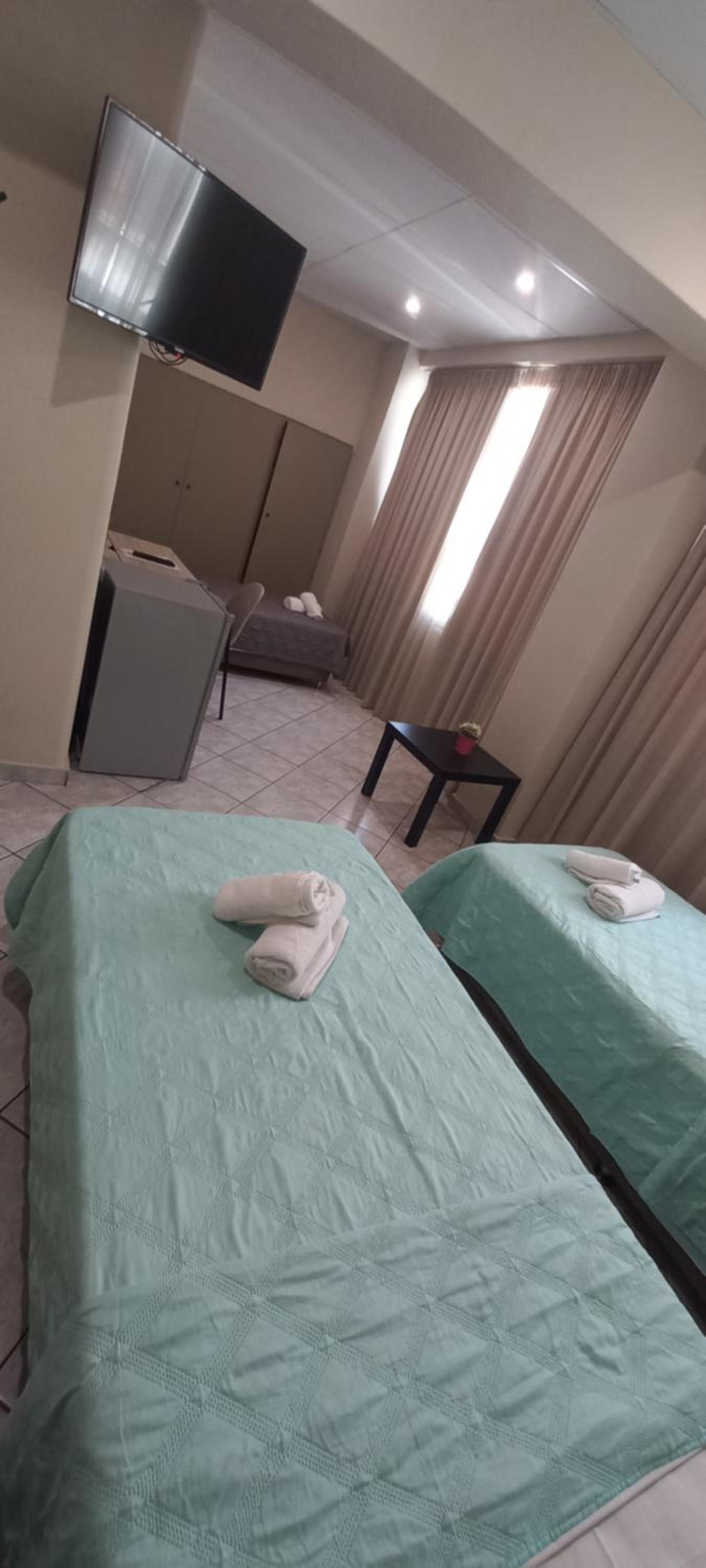 Basic Triple Room photo 2