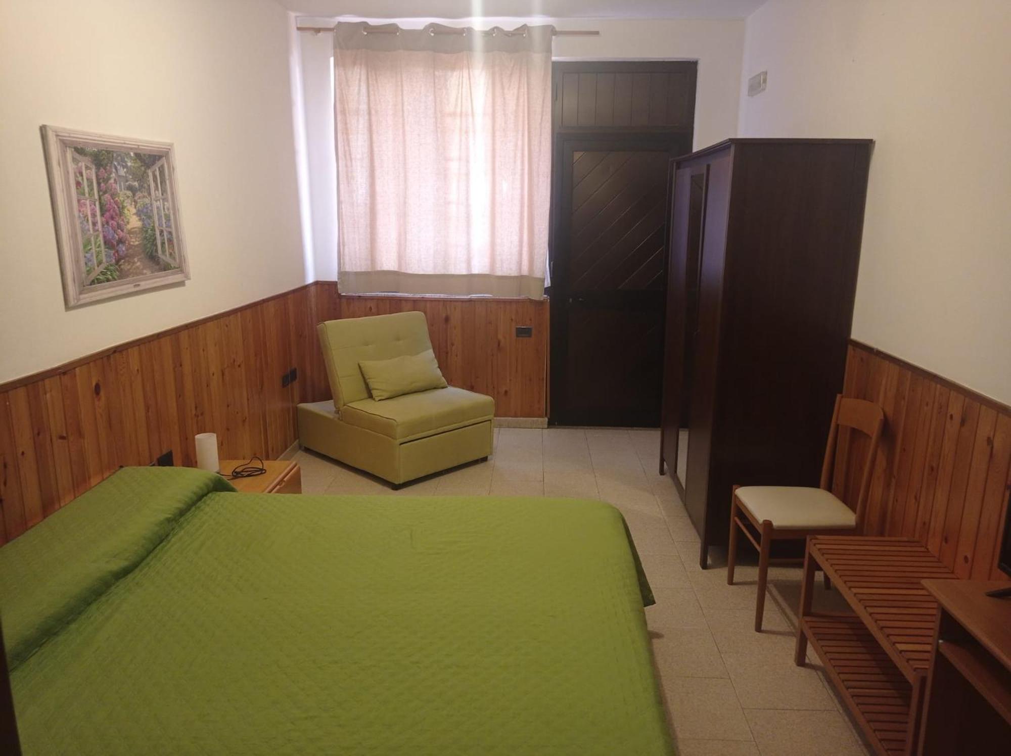Double or Twin Room photo 2