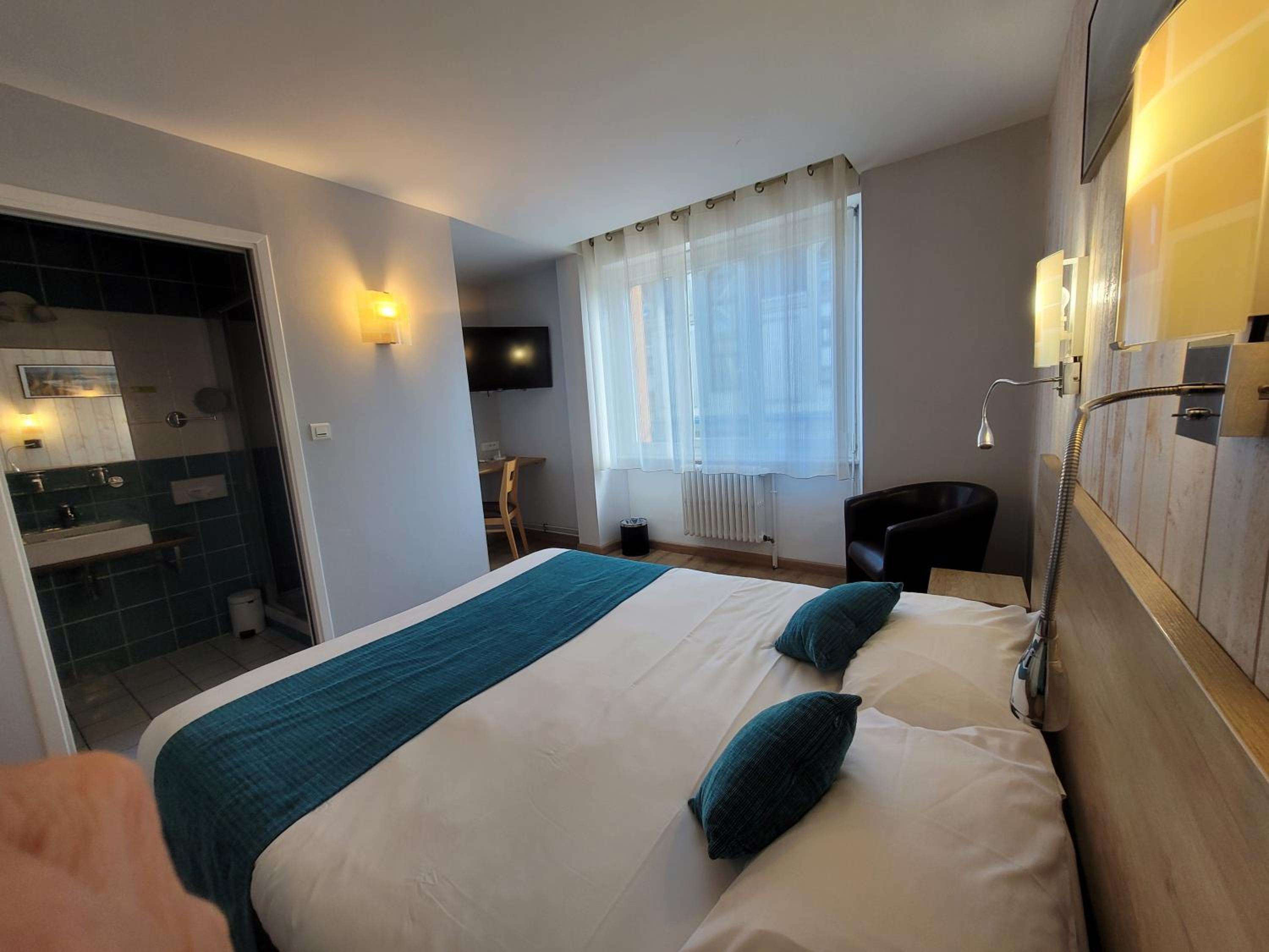 Comfort Plus Queen Size Room photo 3