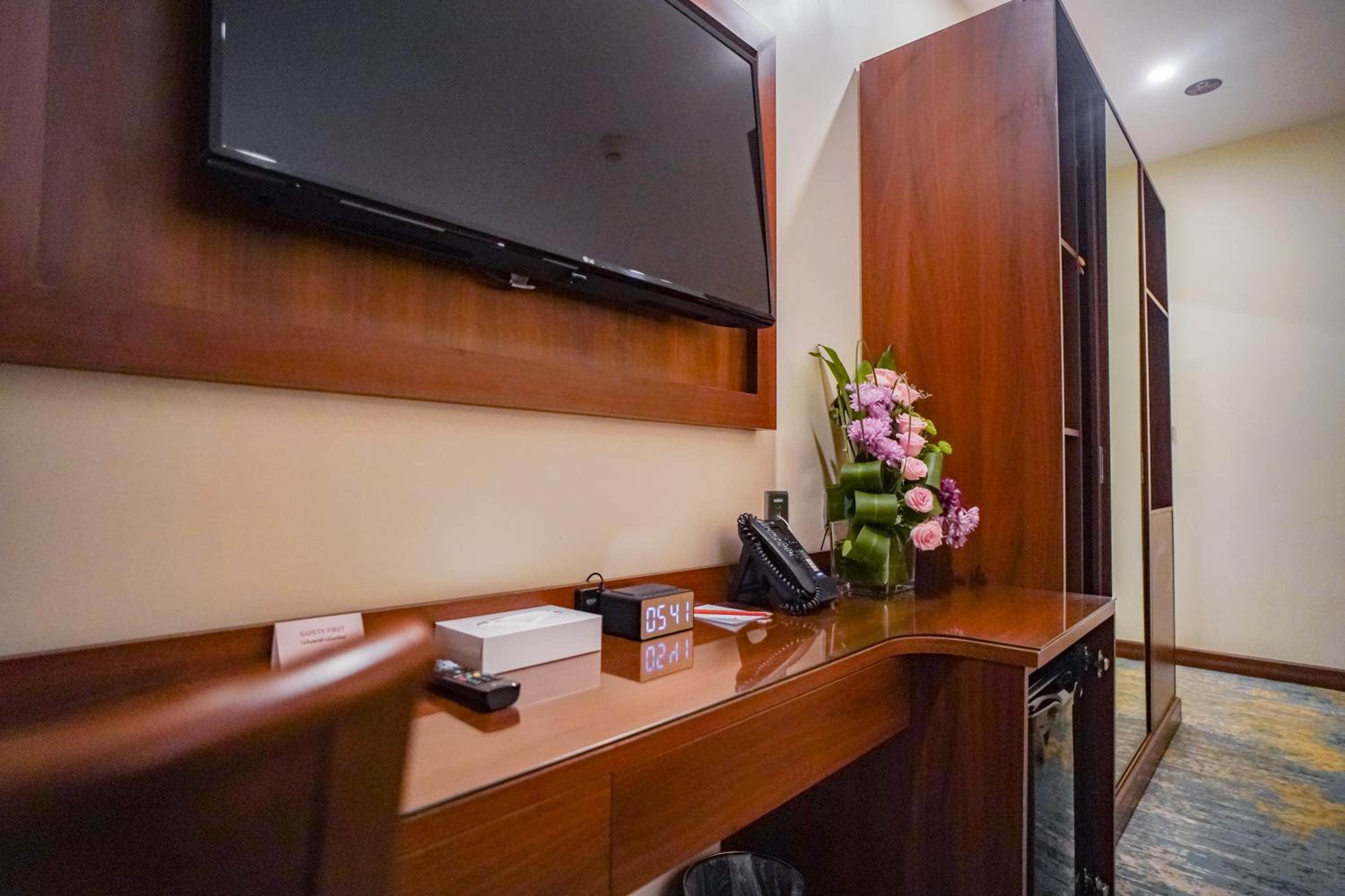 Double Room - Photo 6