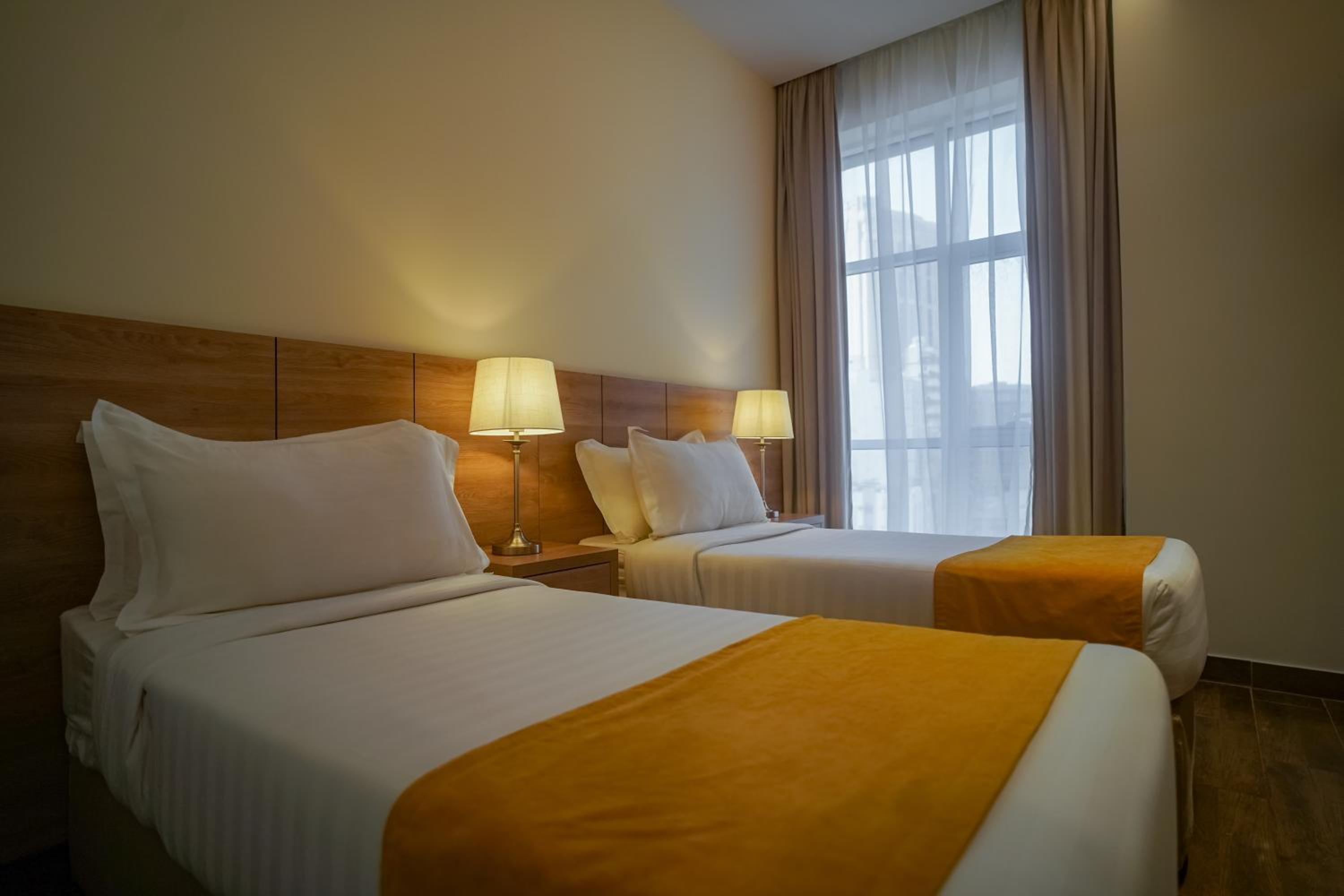 Twin Room - Photo 5