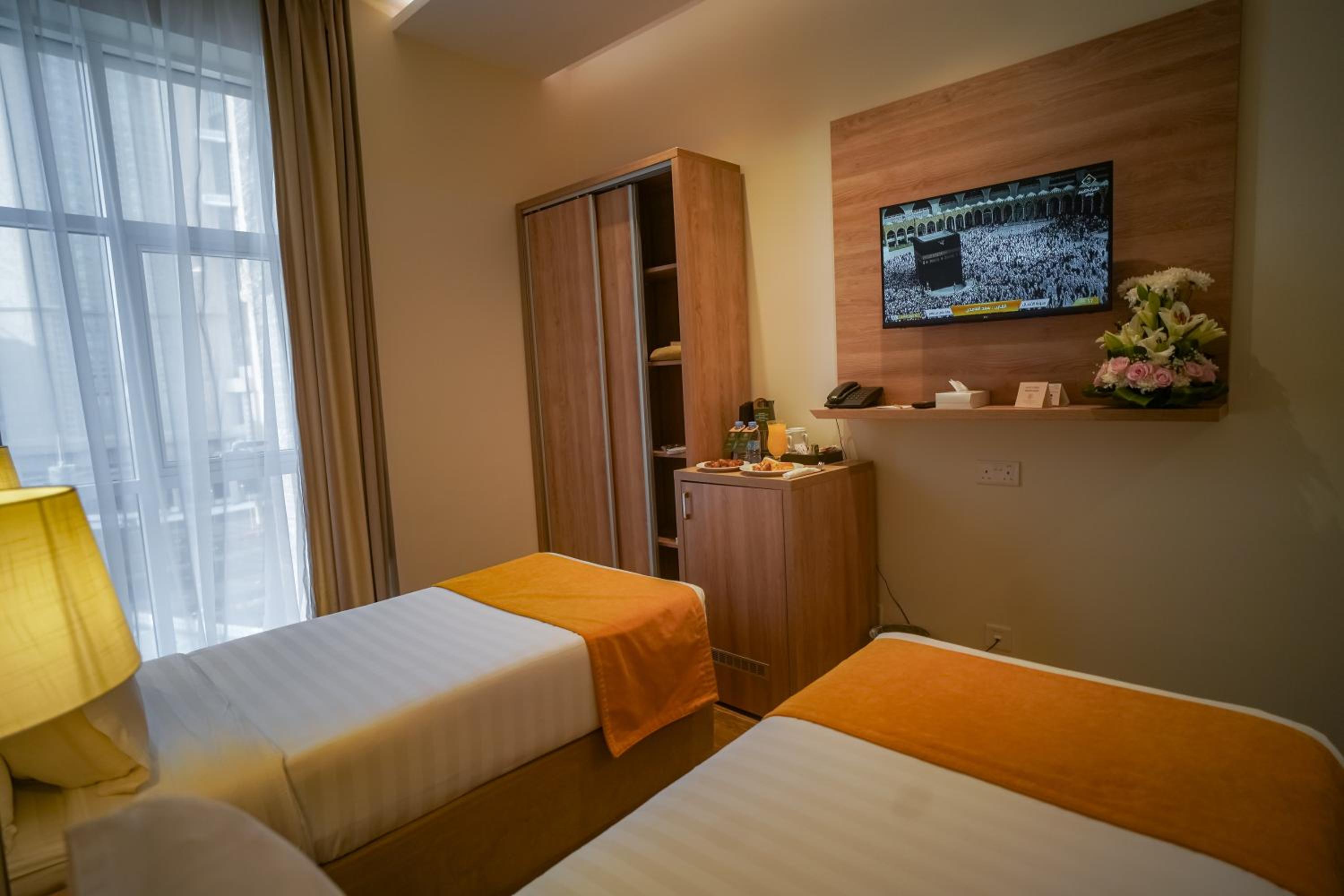 Twin Room - Photo 9