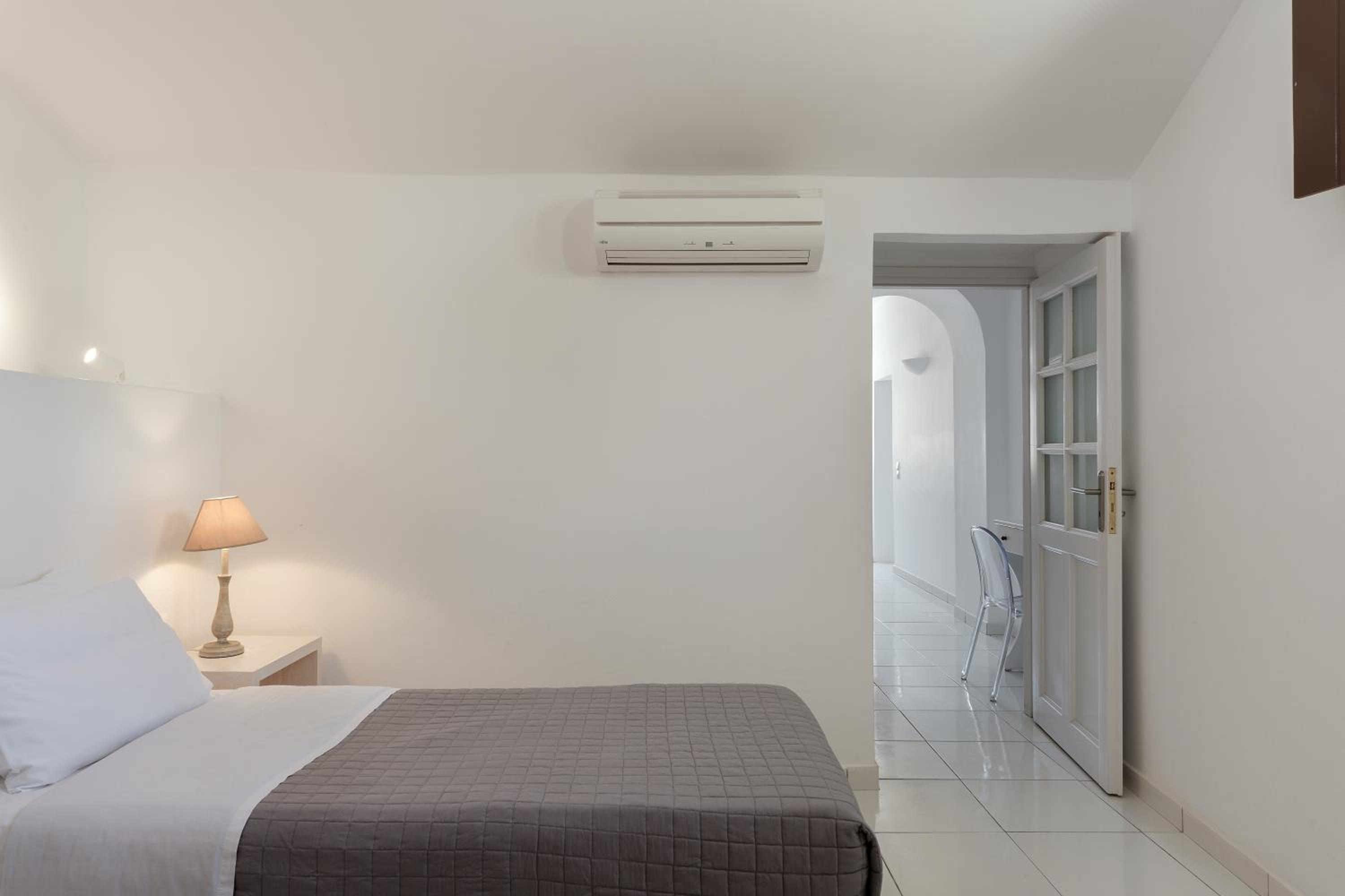 Standard Sea View Suite - Photo 11