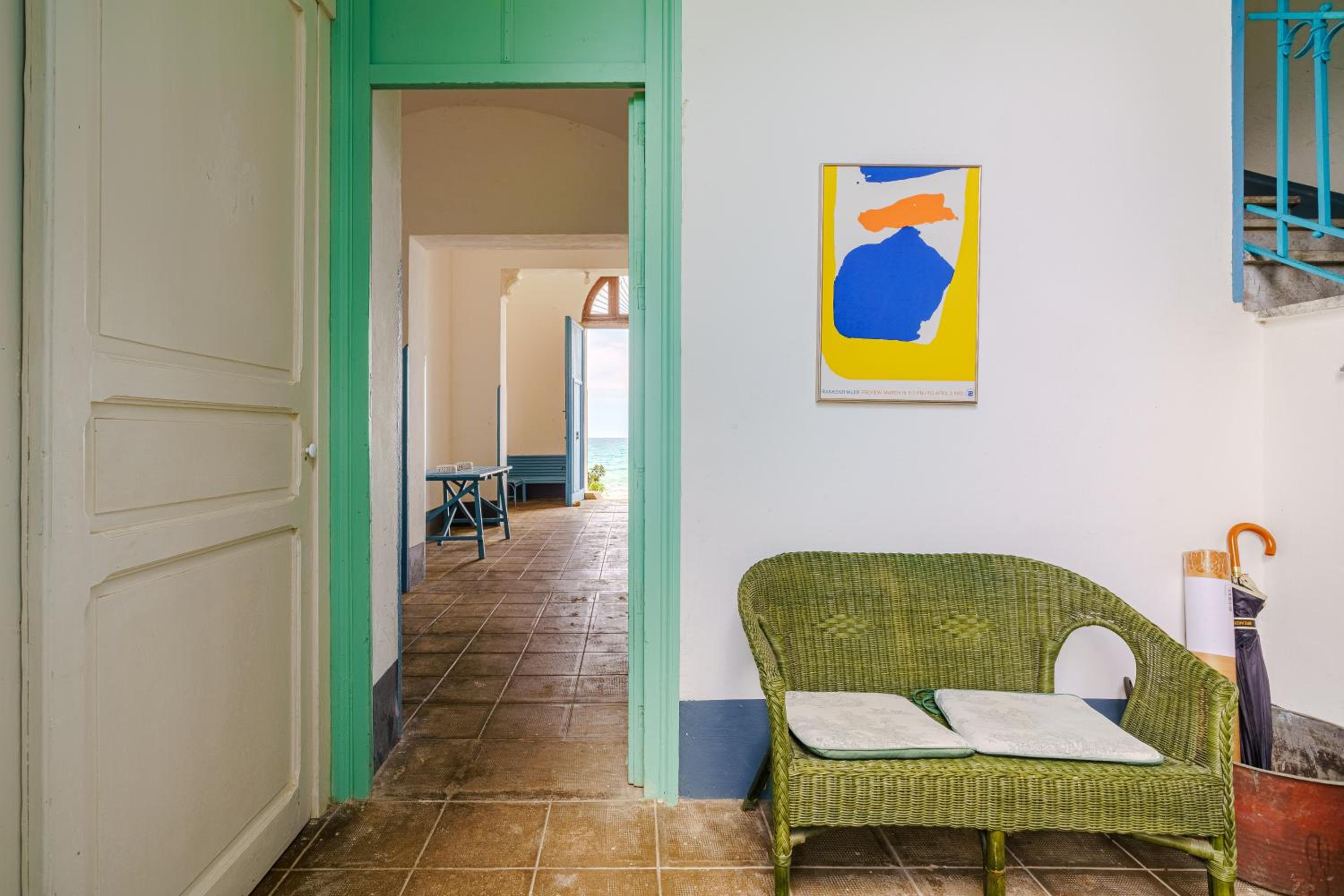 One-Bedroom House photo 1