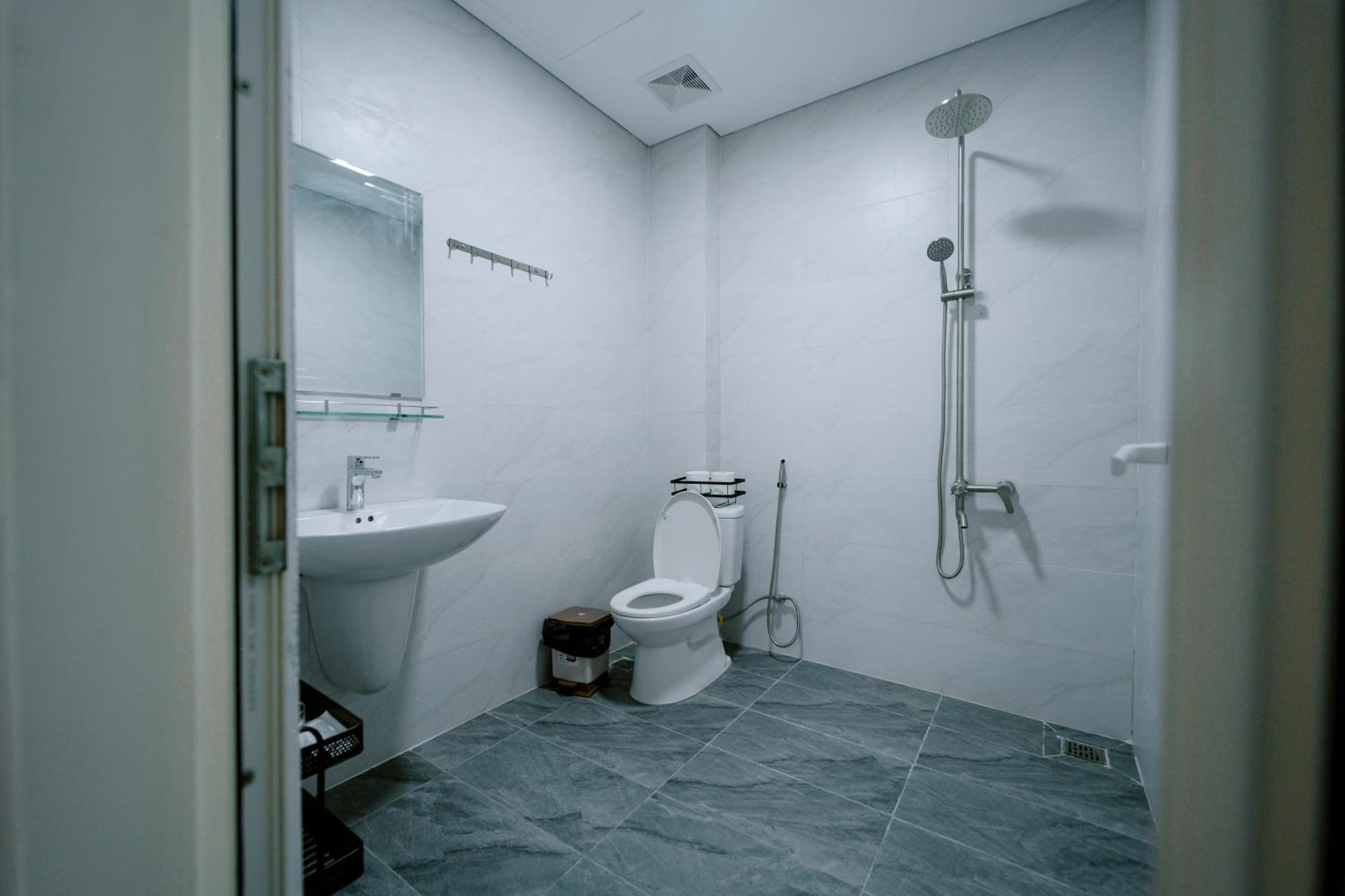 Double Room - Photo 4
