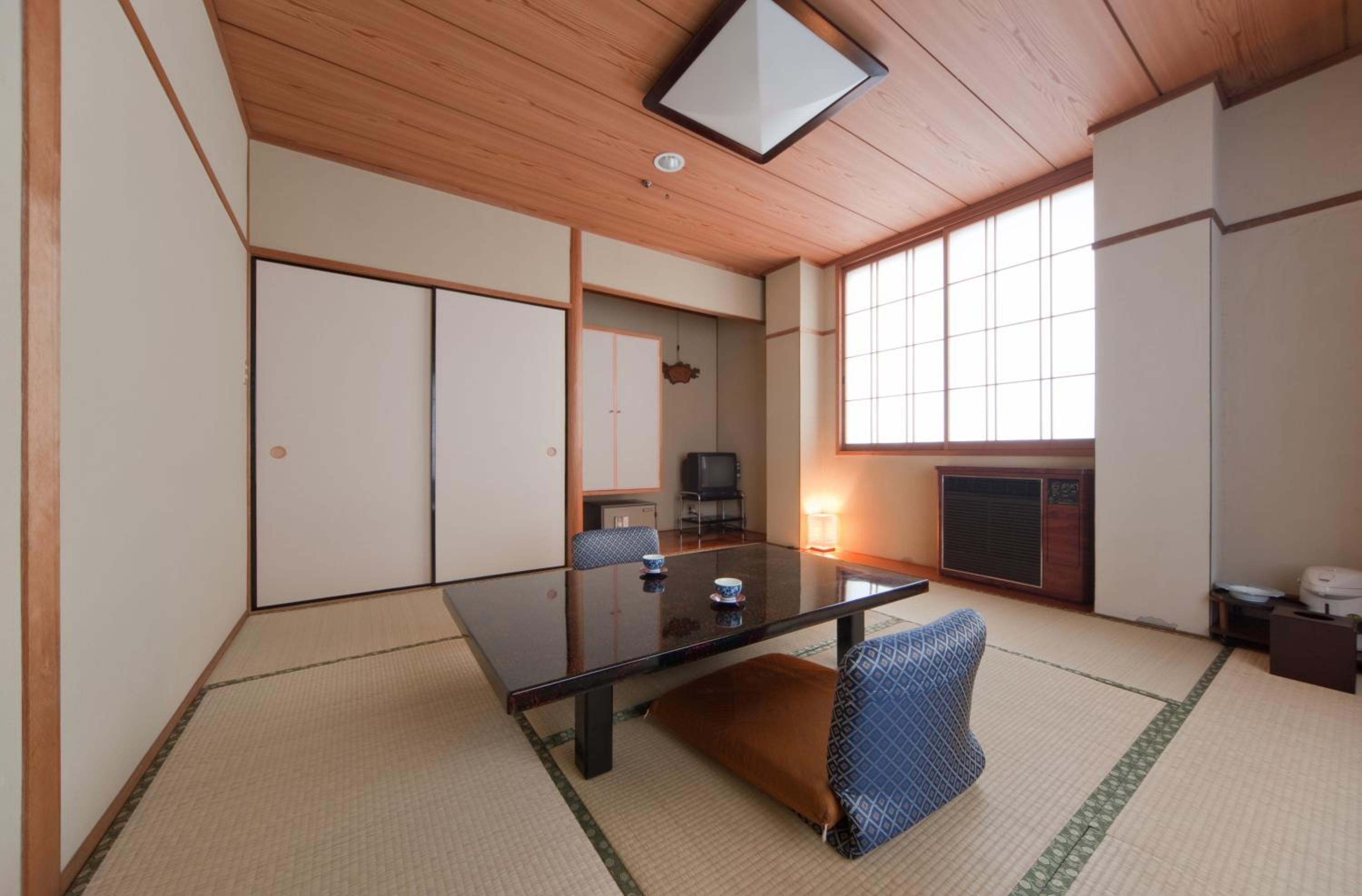 Japanese-Style Quadruple Room photo 2