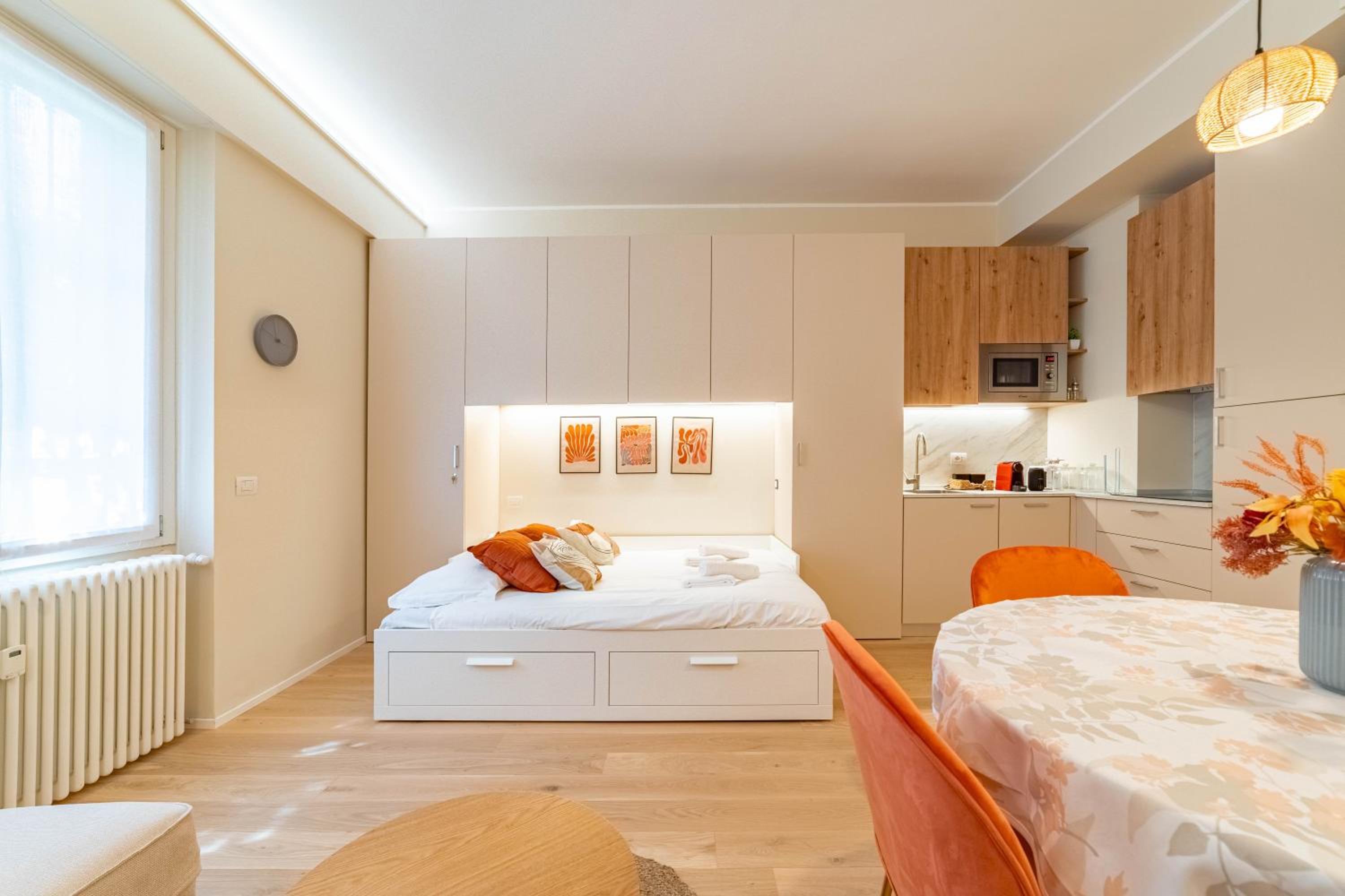 One-Bedroom Apartment