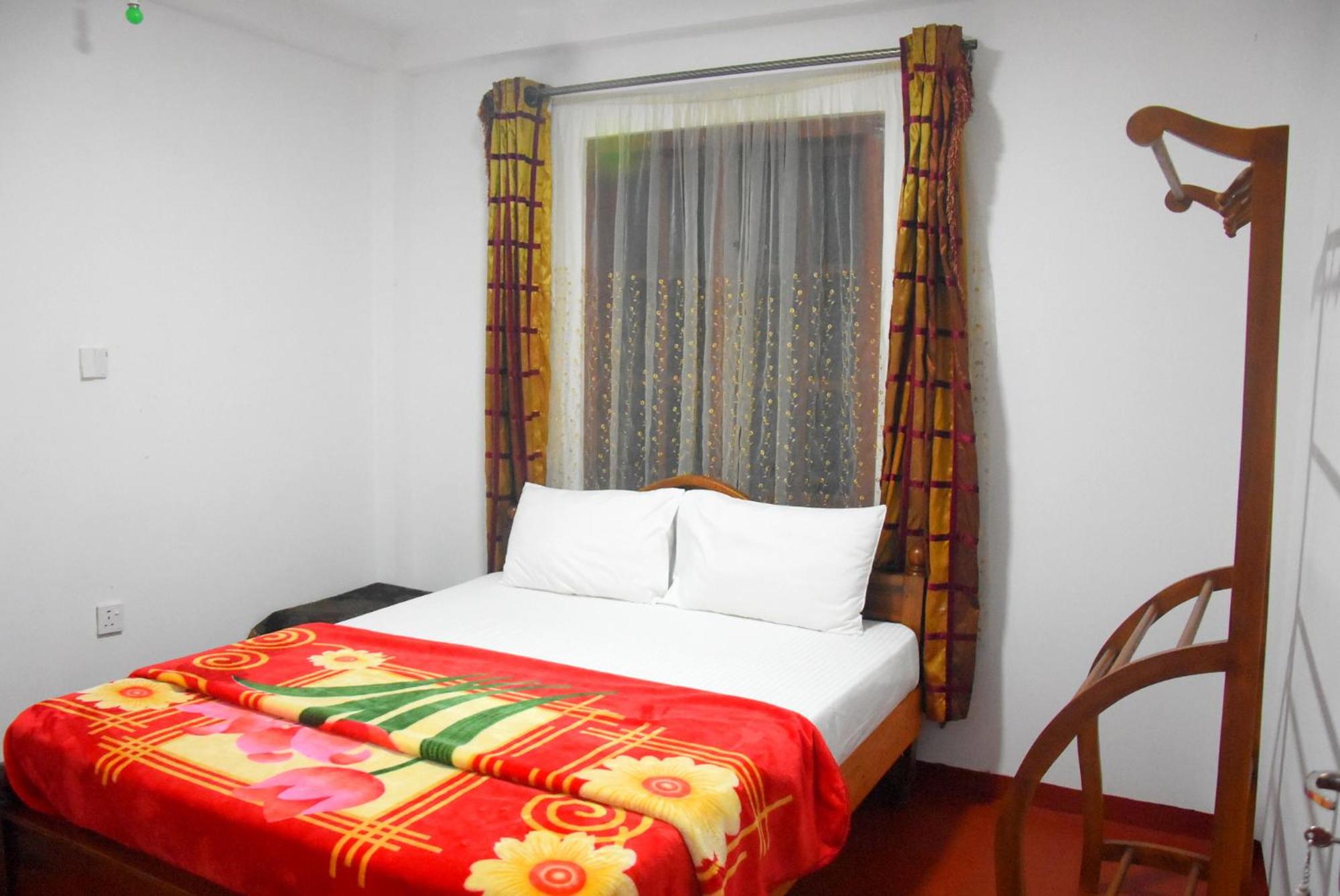 Double Room with Private Bathroom photo 3
