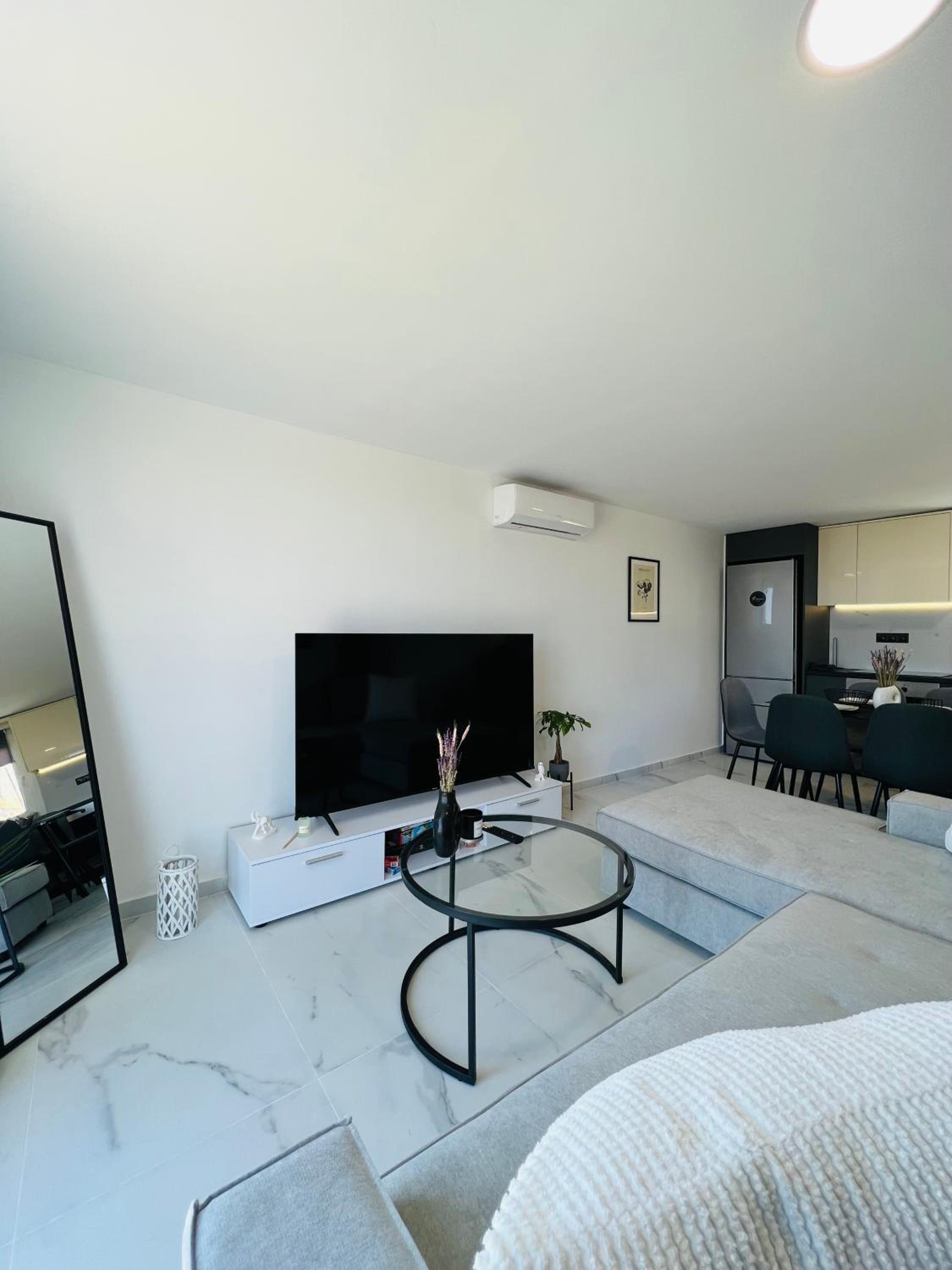 Three-Bedroom Villa photo 1
