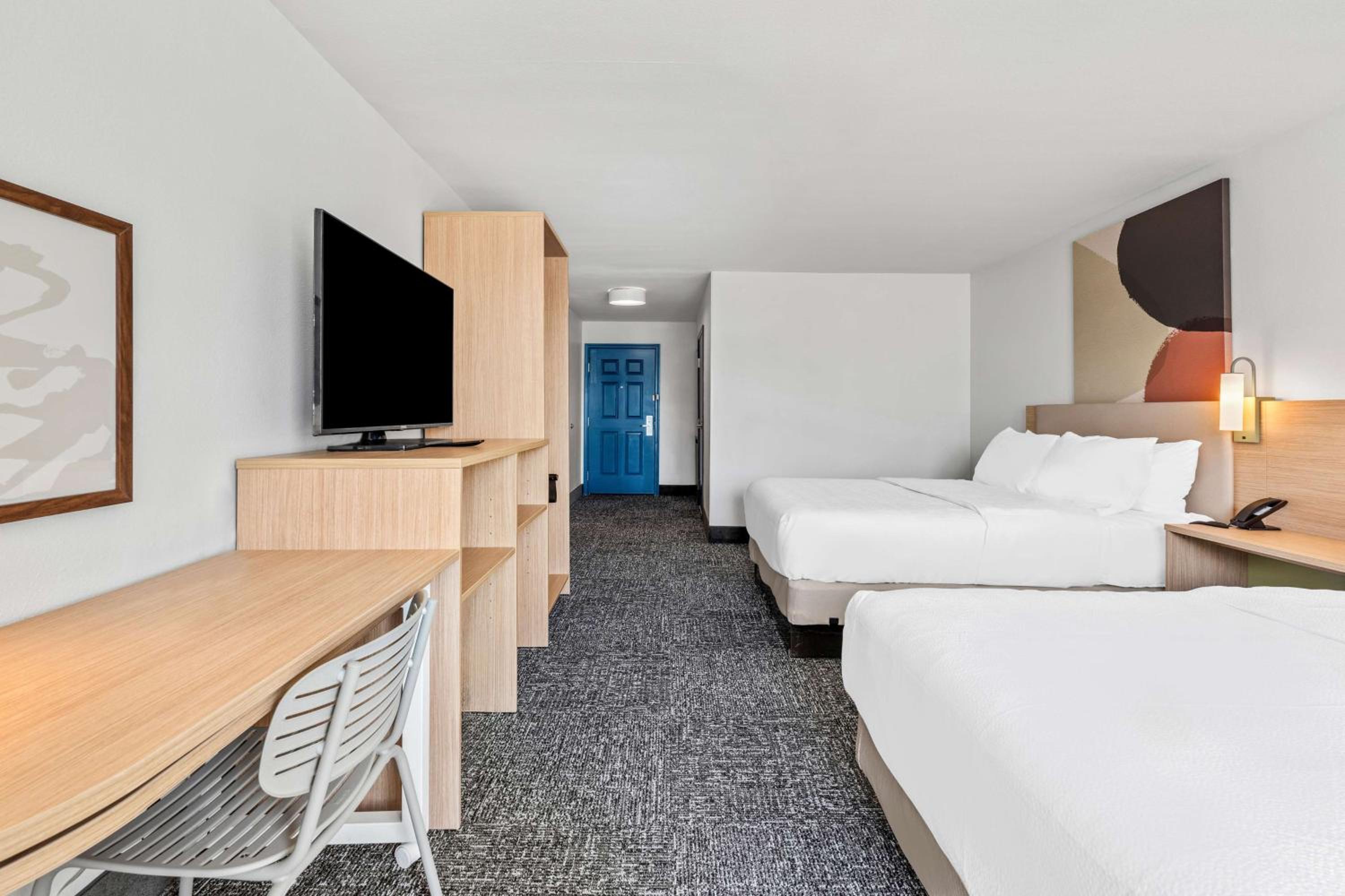 Queen Room with Two Queen Beds