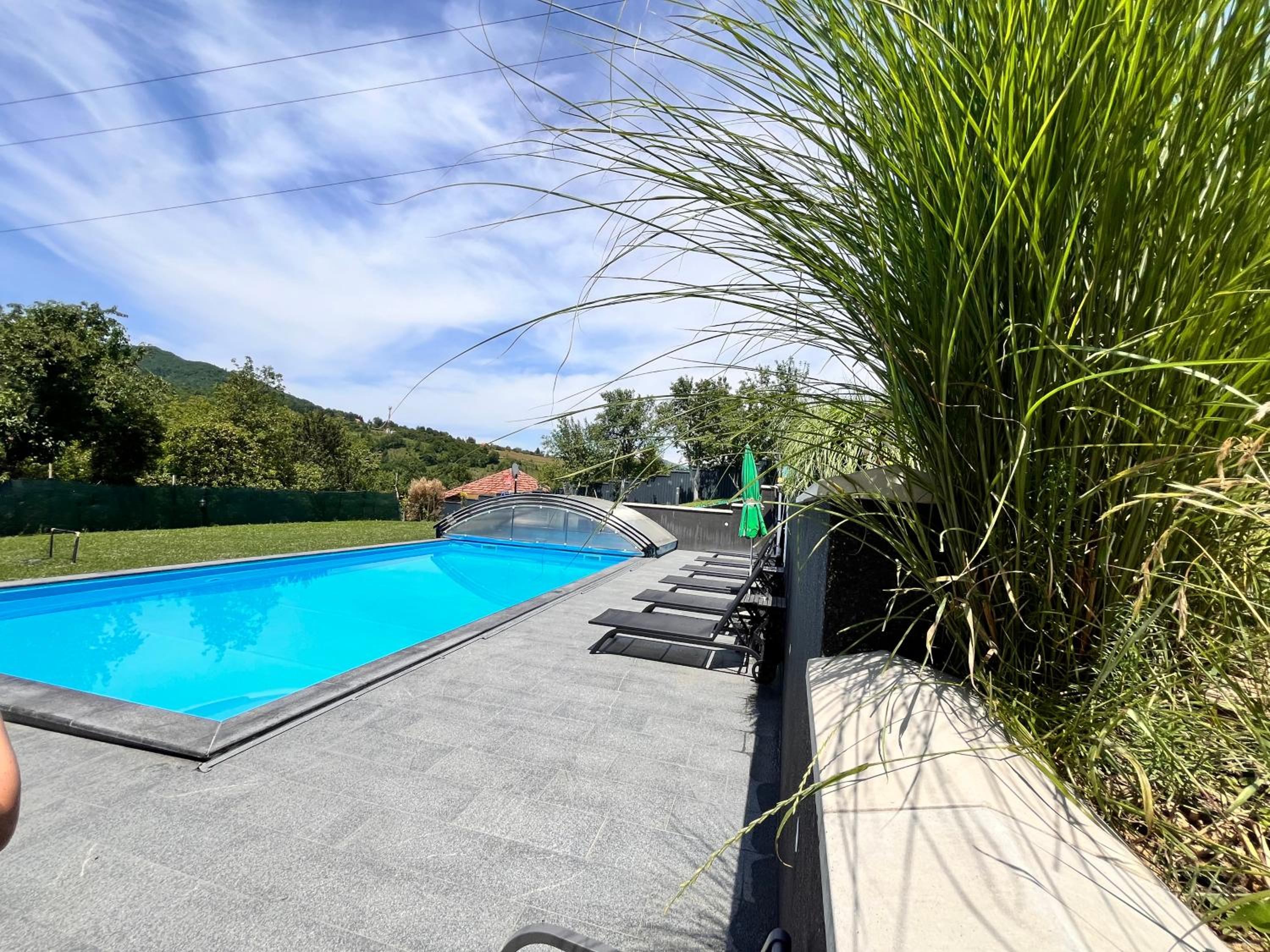 Villa with Garden View