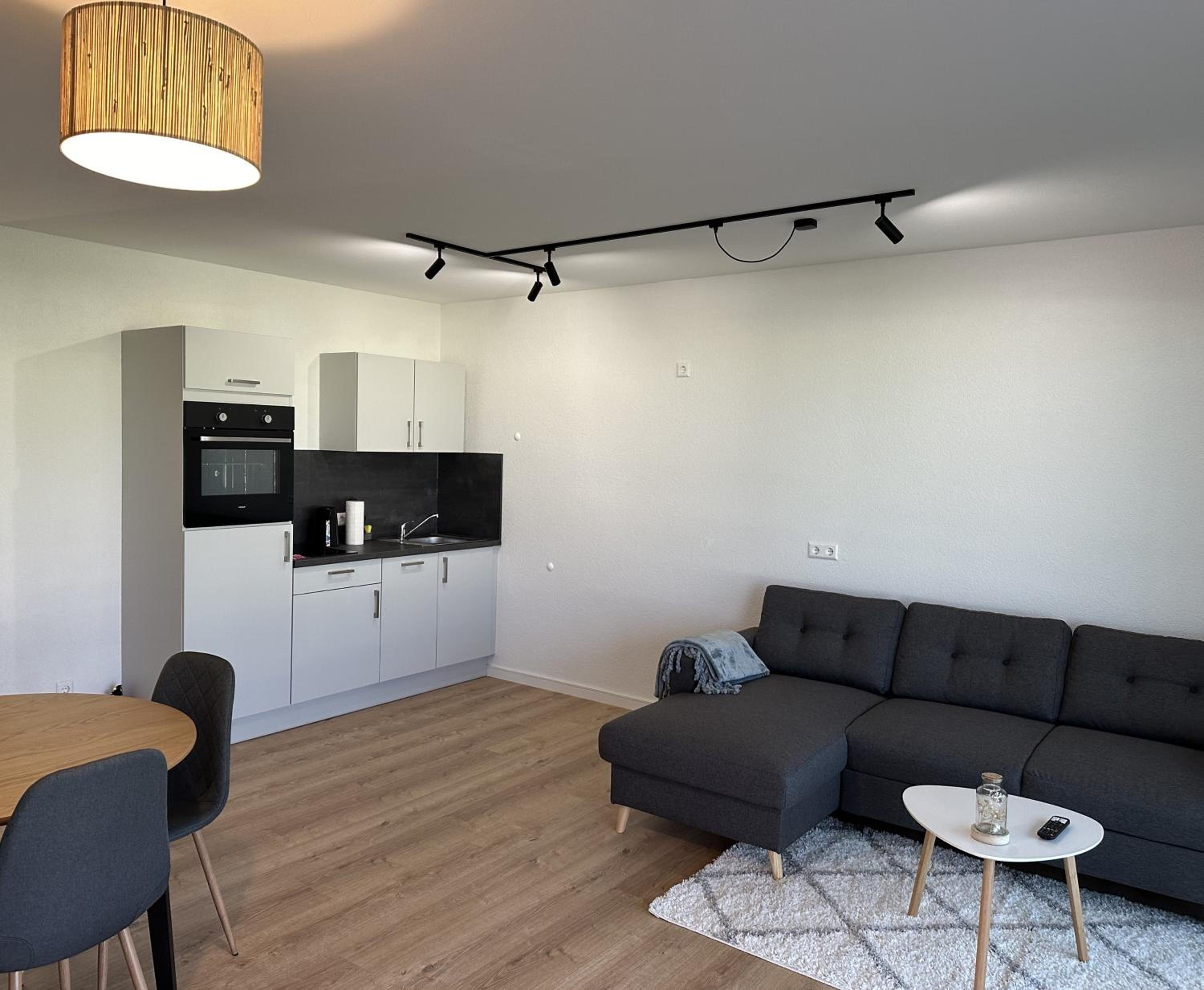 One-Bedroom Apartment with Balcony and City View photo 2