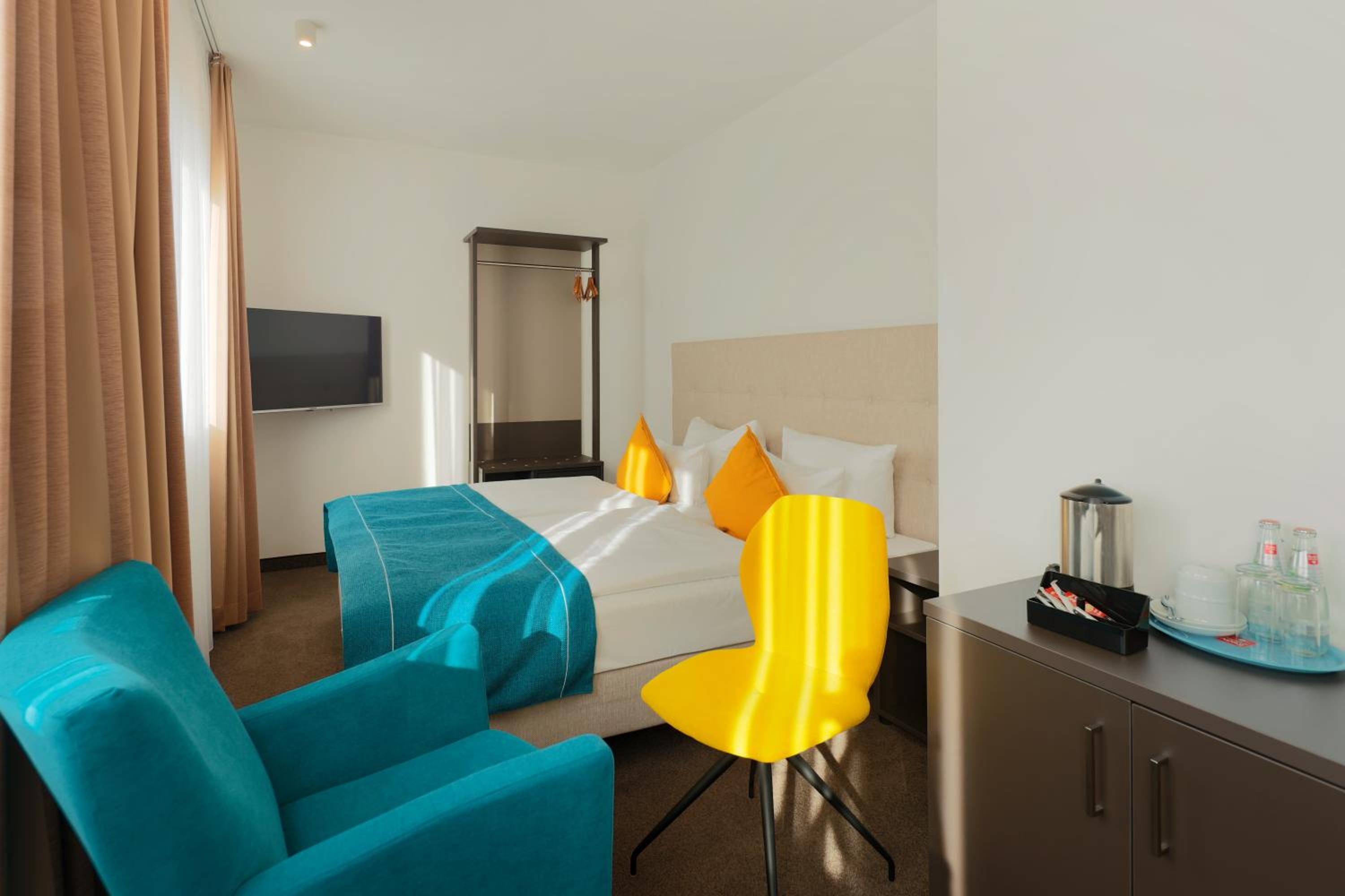 Standard King Room