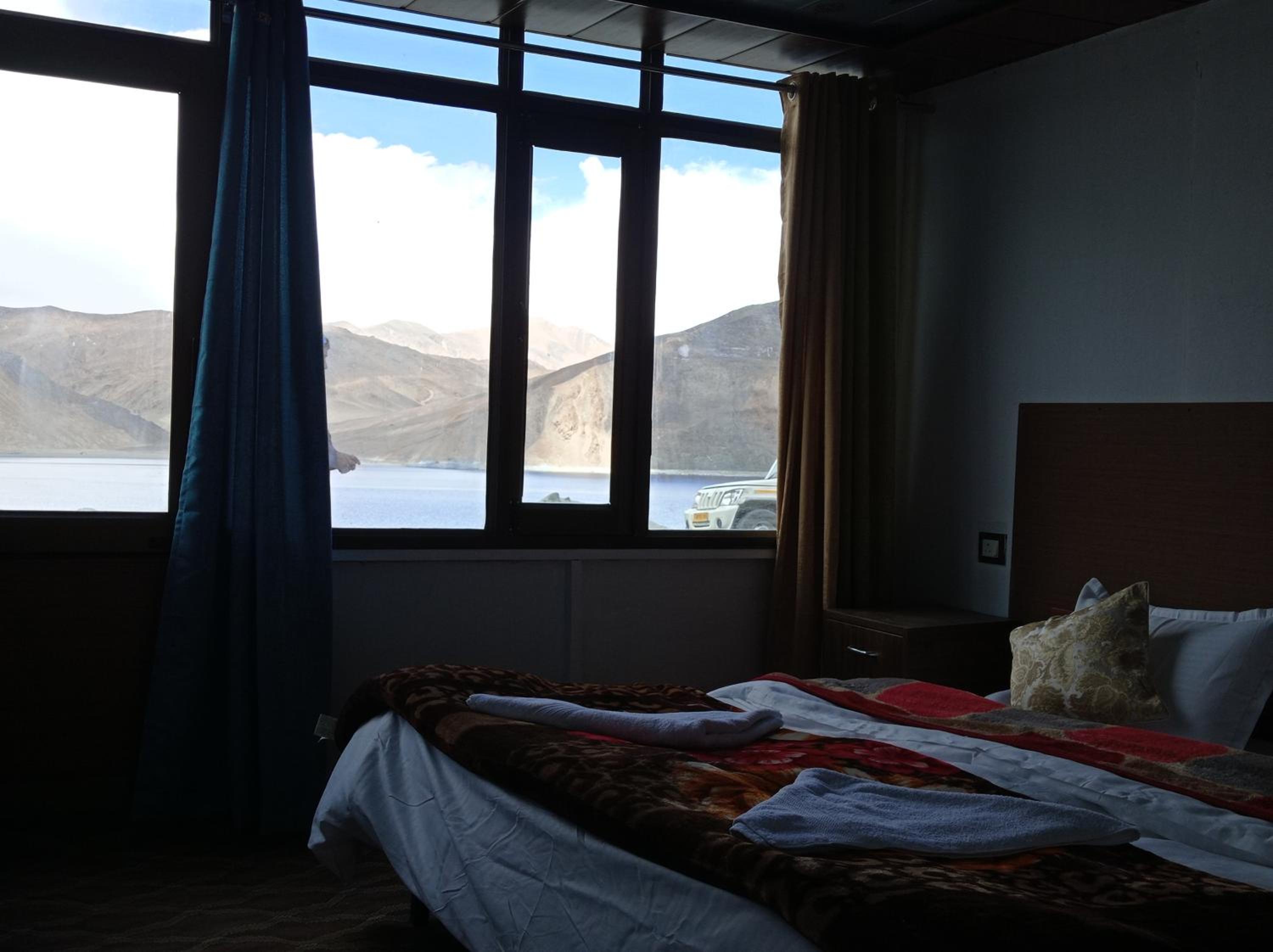 Double Room with Lake View